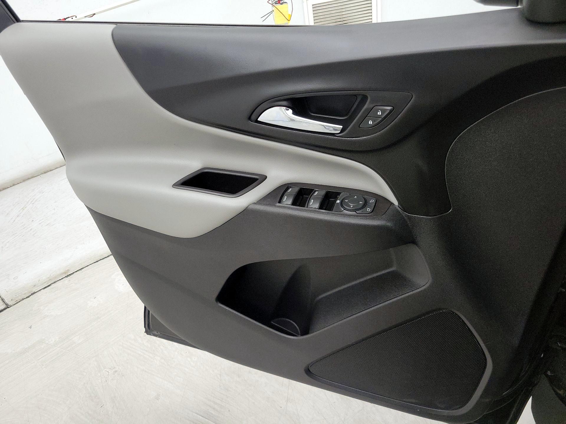 Thumbnail: 2020 Chevrolet Equinox - 12