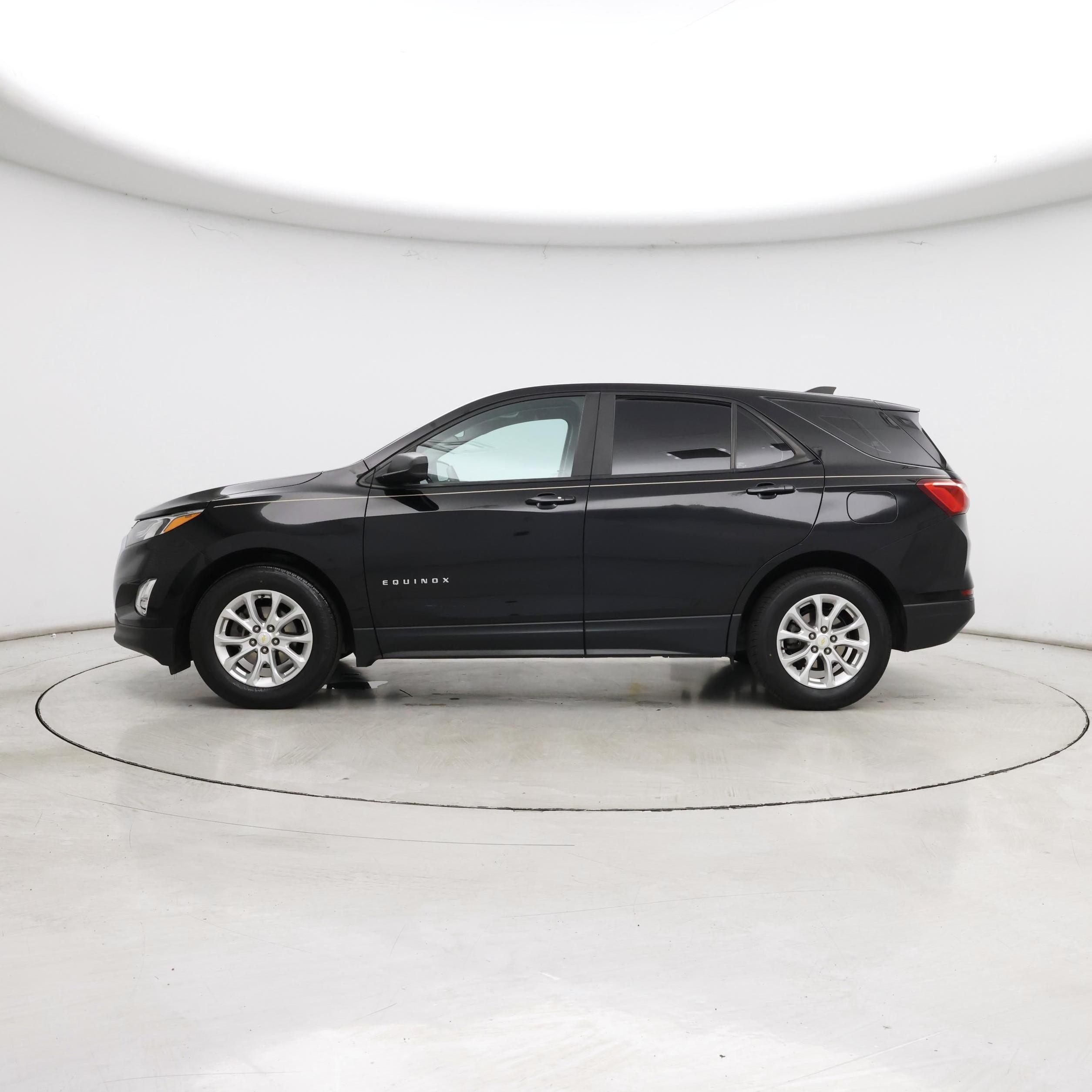 Thumbnail: 2020 Chevrolet Equinox - 3