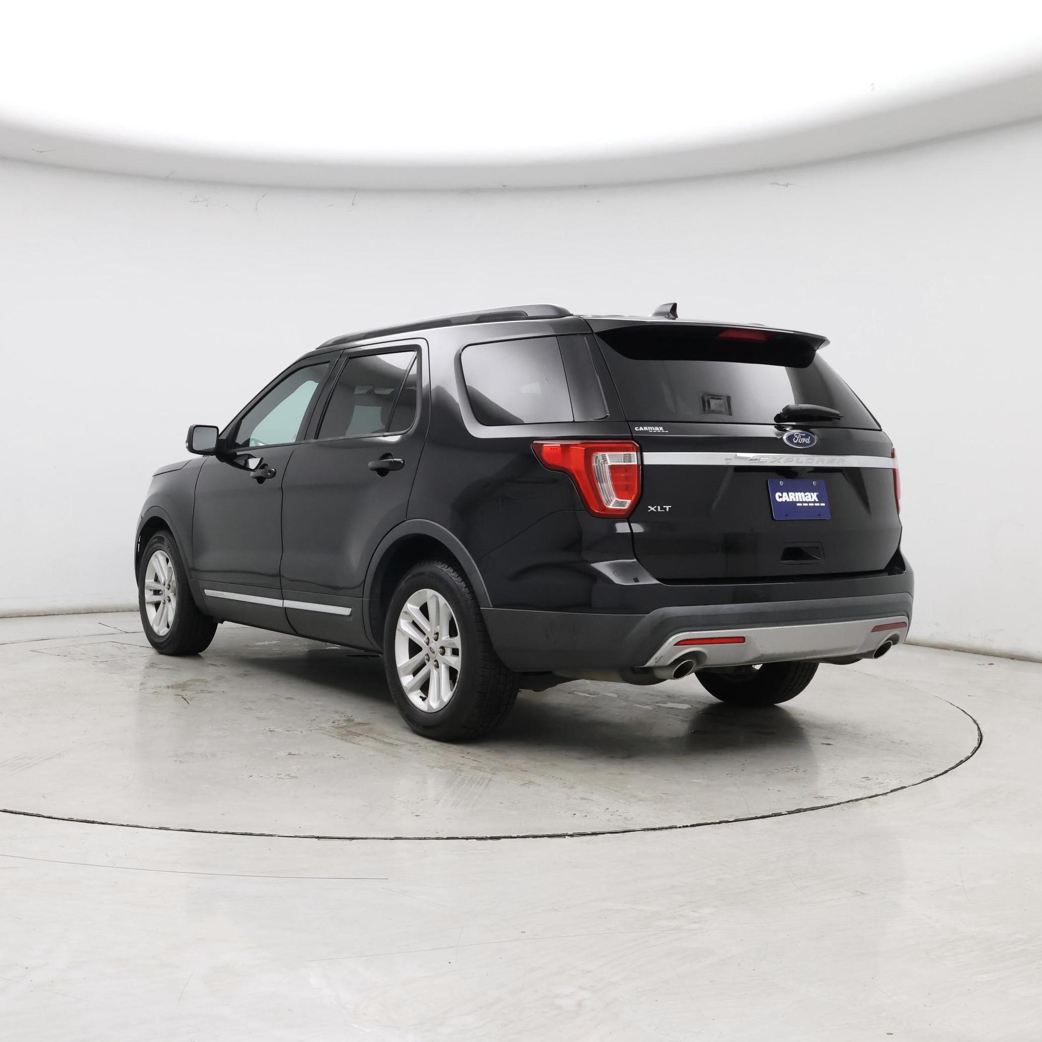 Thumbnail: 2017 Ford Explorer - 2