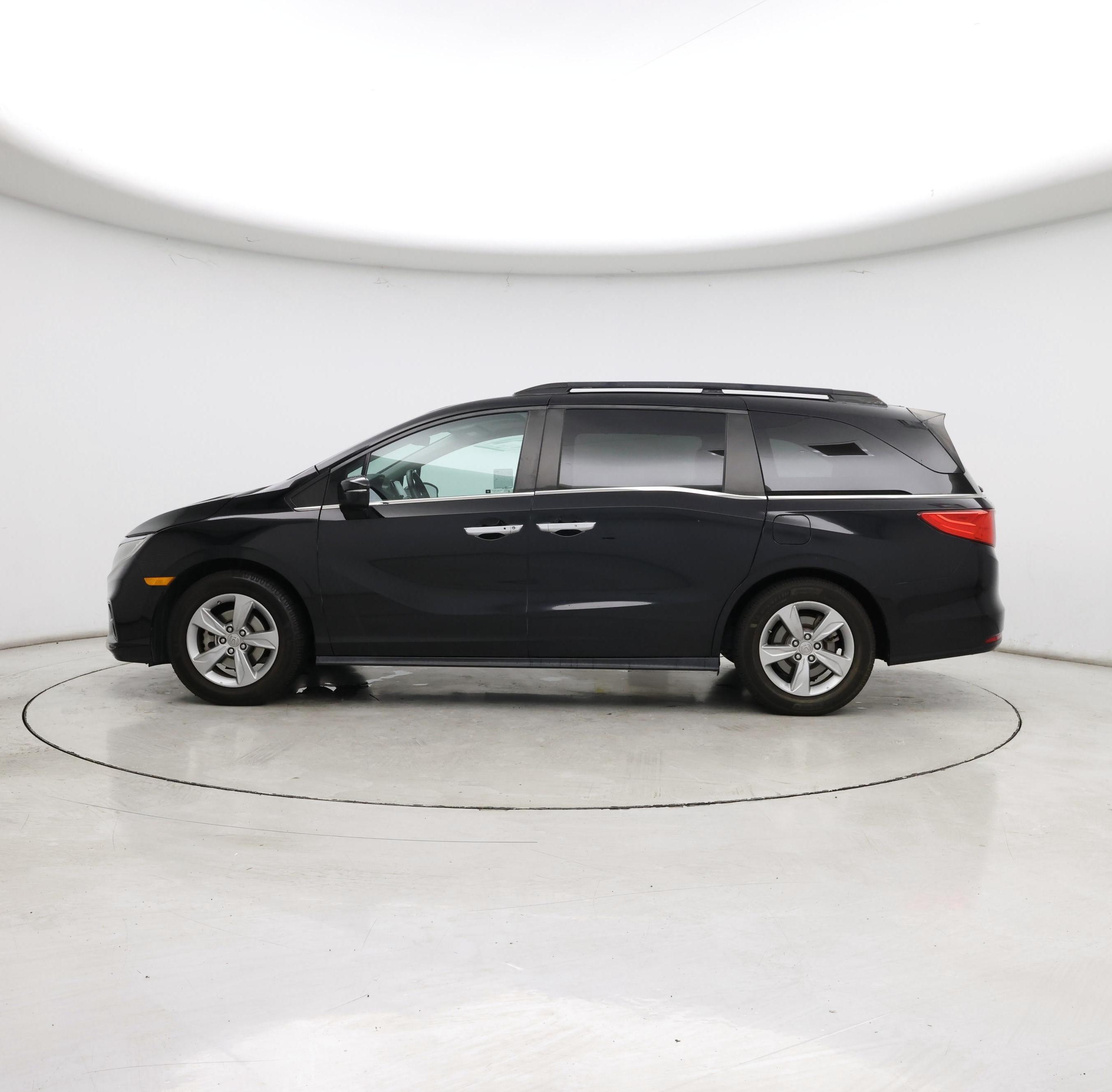 Thumbnail: 2018 Honda Odyssey - 3