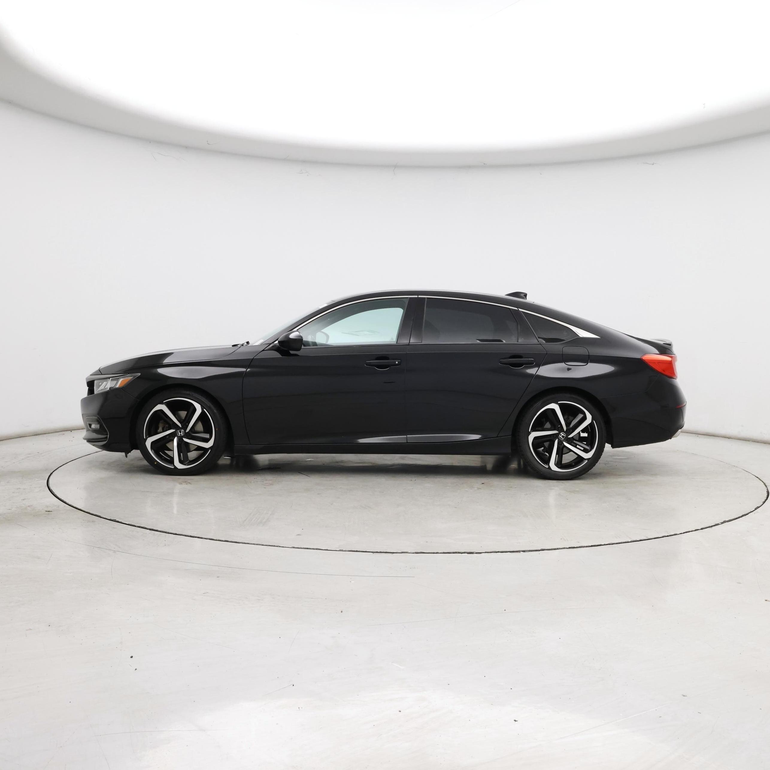 Thumbnail: 2019 Honda Accord - 3