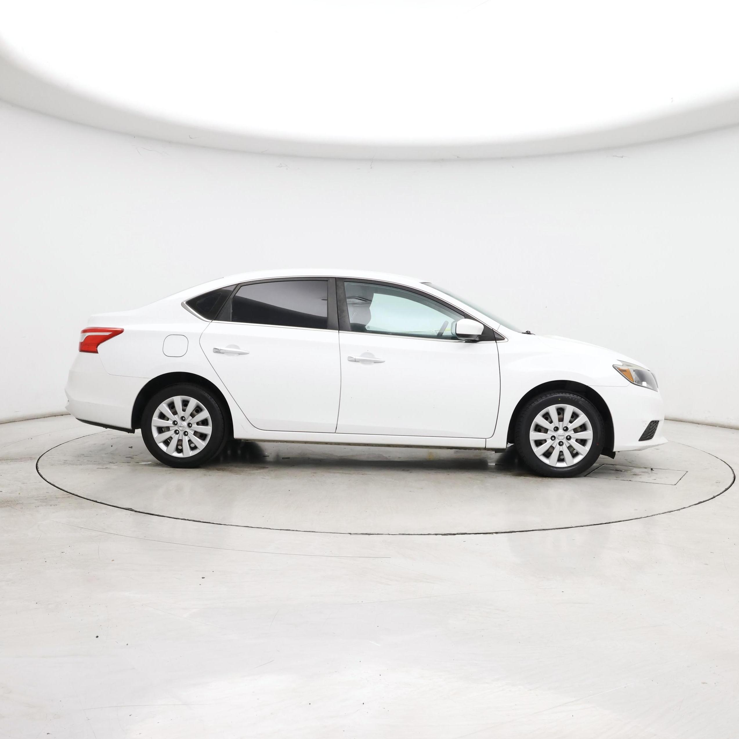 Thumbnail: 2018 Nissan Sentra - 7