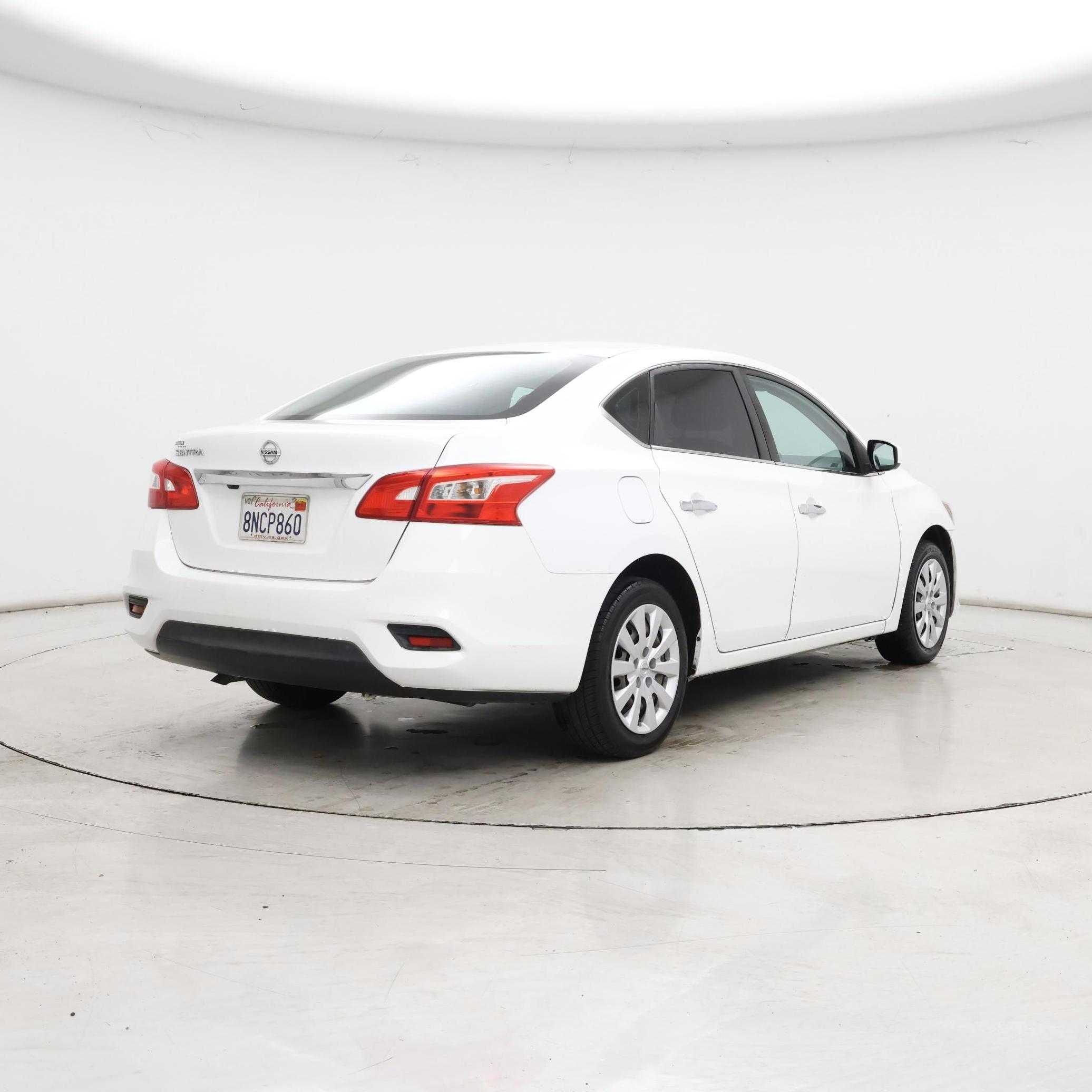 Thumbnail: 2018 Nissan Sentra - 8