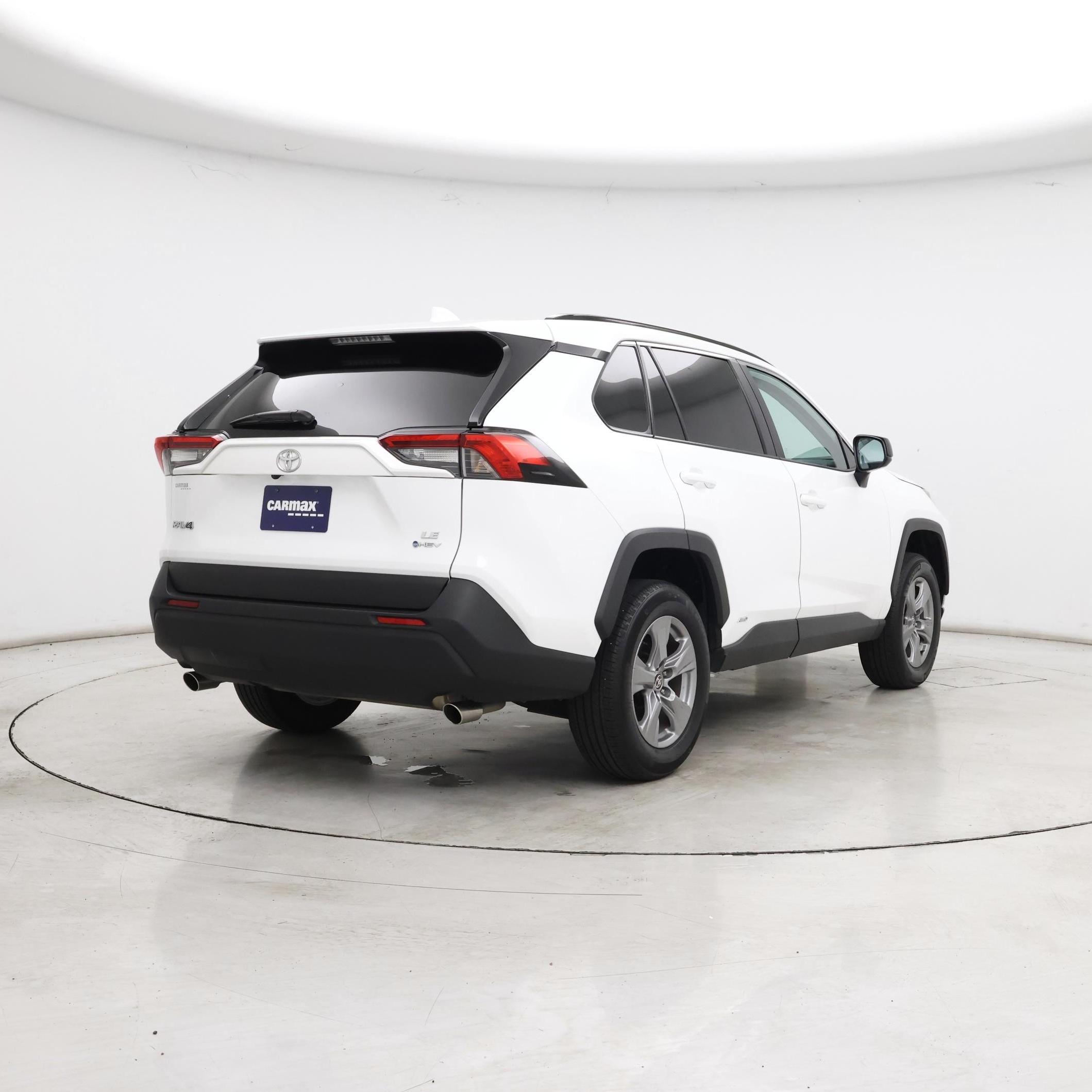 Thumbnail: 2025 Toyota RAV4 - 8