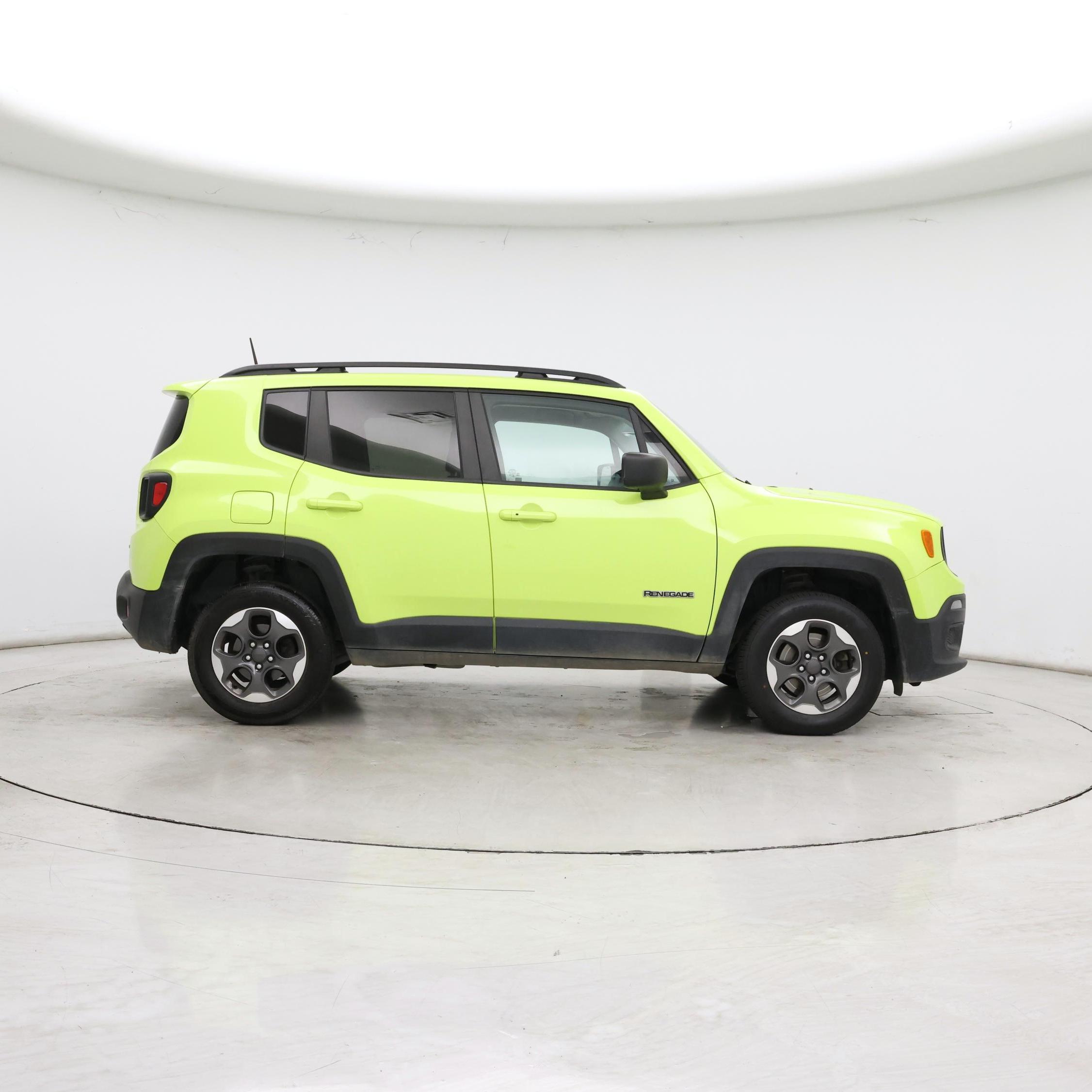 Thumbnail: 2017 Jeep Renegade - 7