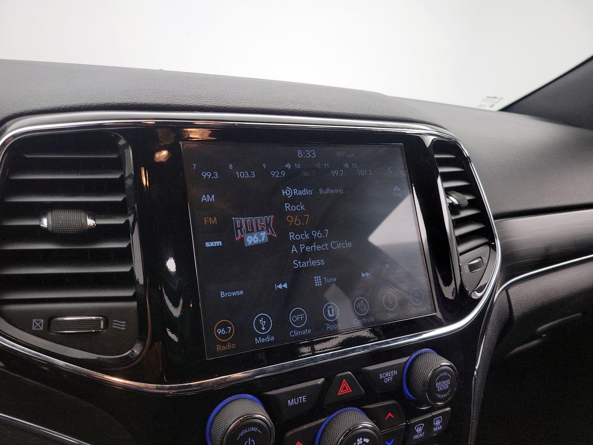 Thumbnail: 2019 Jeep Grand Cherokee - 16
