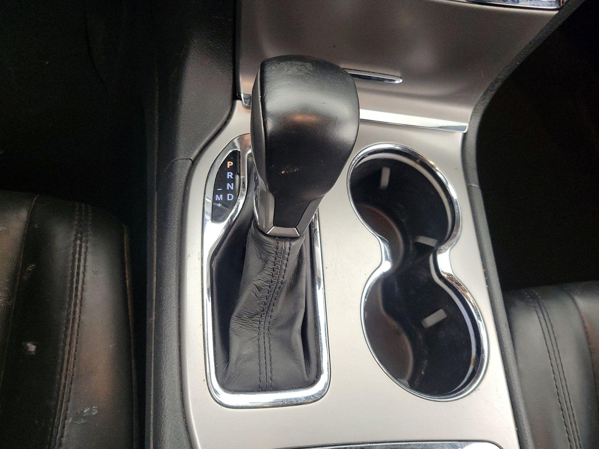 Thumbnail: 2019 Jeep Grand Cherokee - 18