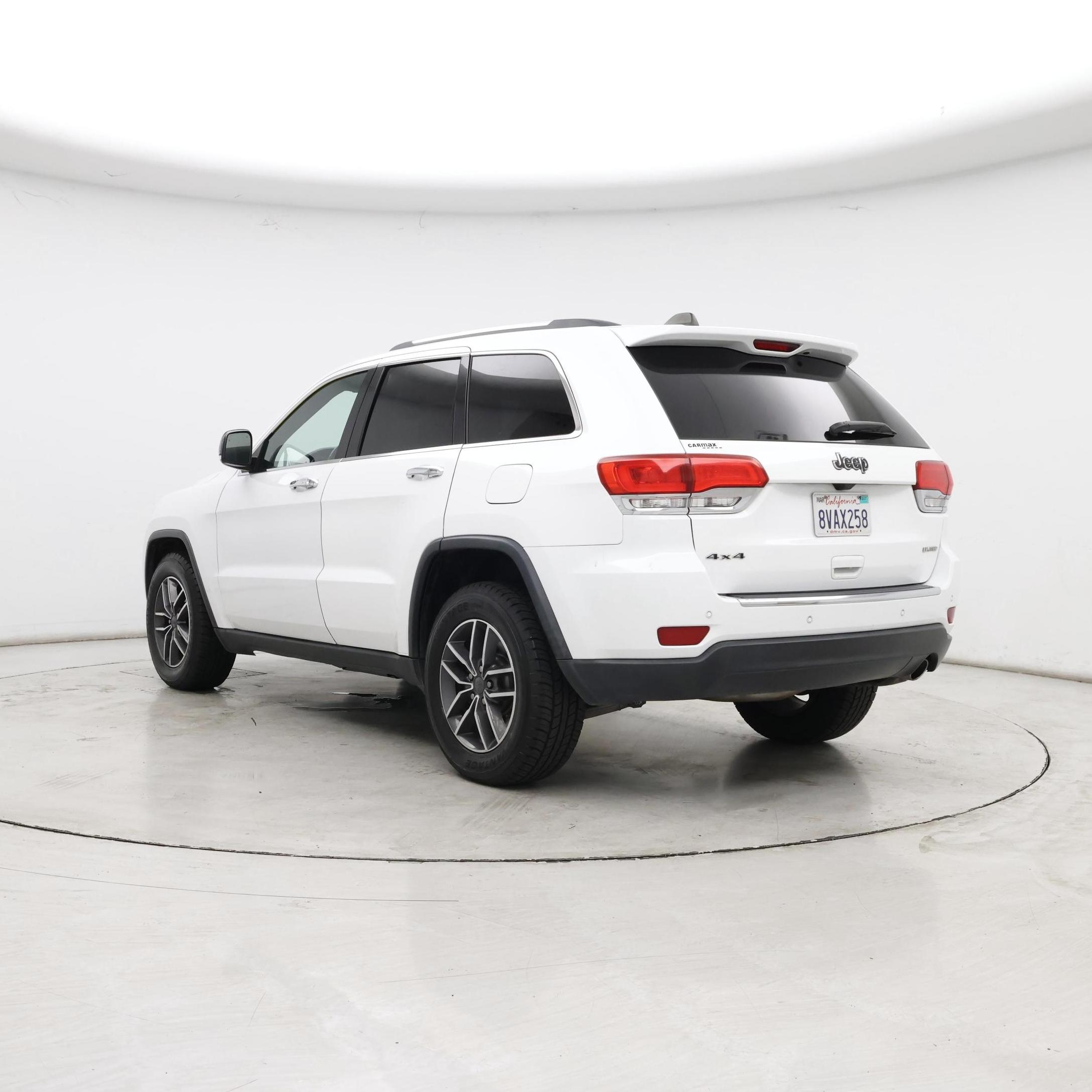 Thumbnail: 2019 Jeep Grand Cherokee - 2
