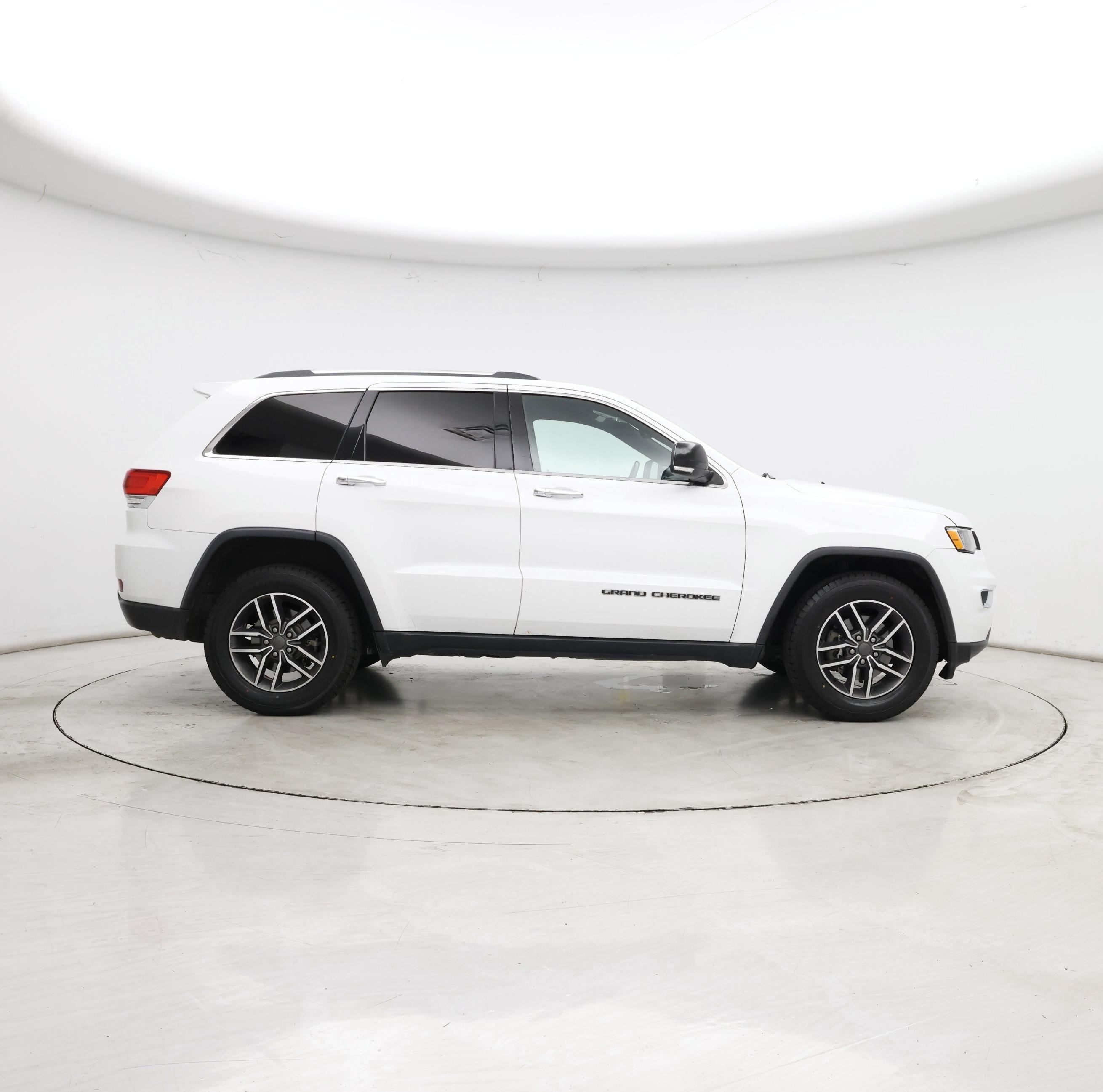 Thumbnail: 2019 Jeep Grand Cherokee - 7