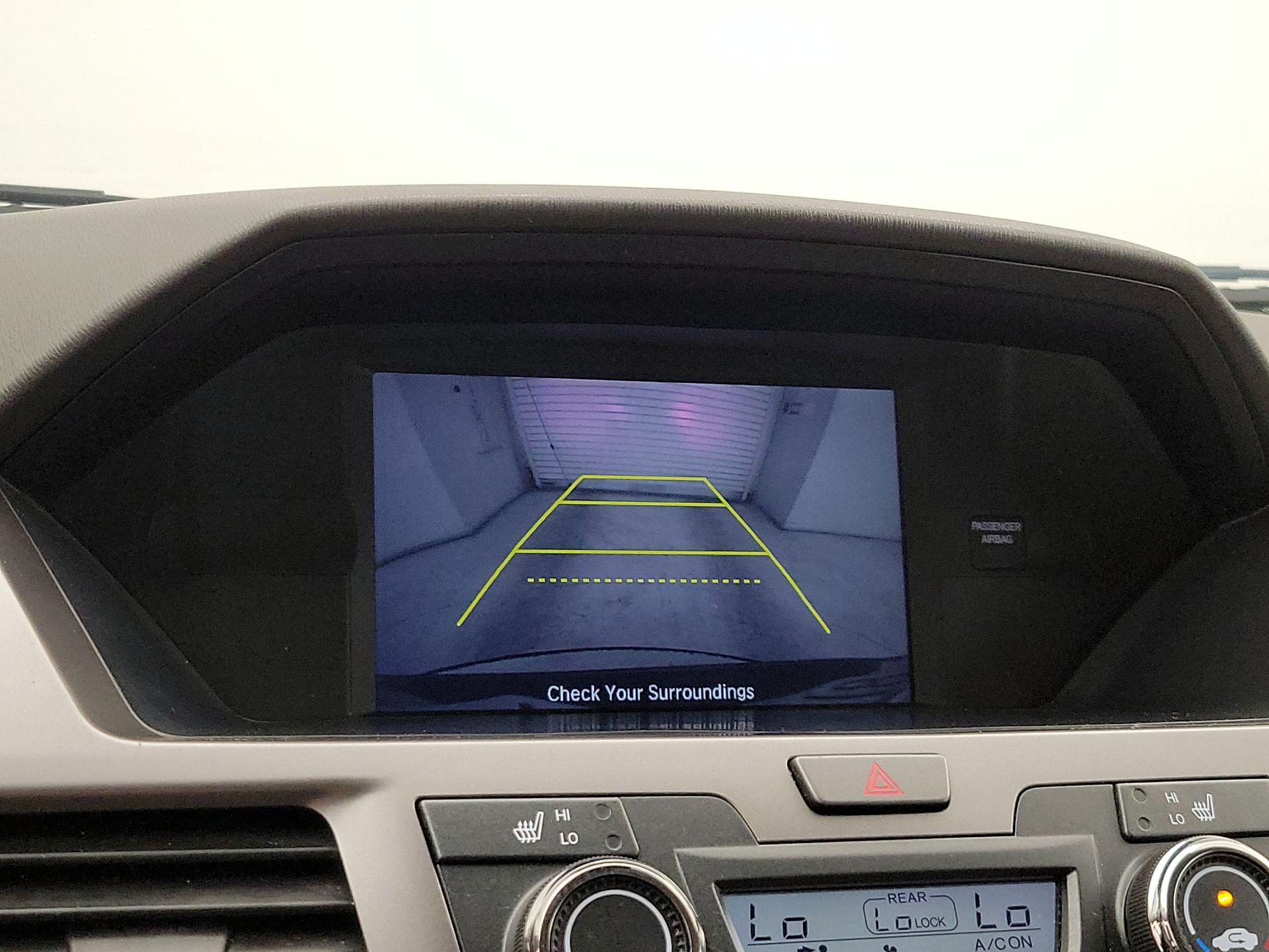Thumbnail: 2015 Honda Odyssey - 14