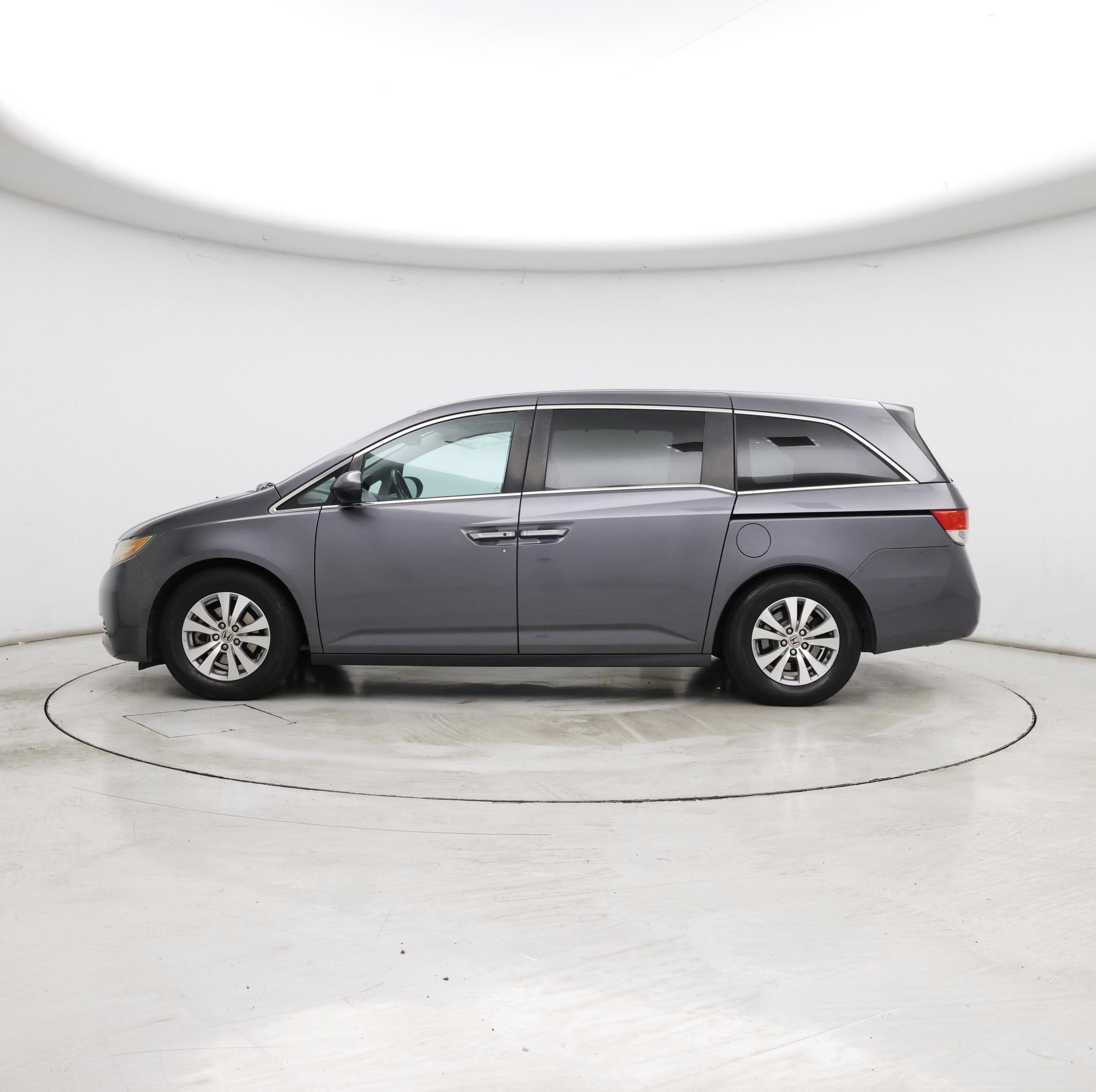 Thumbnail: 2015 Honda Odyssey - 3