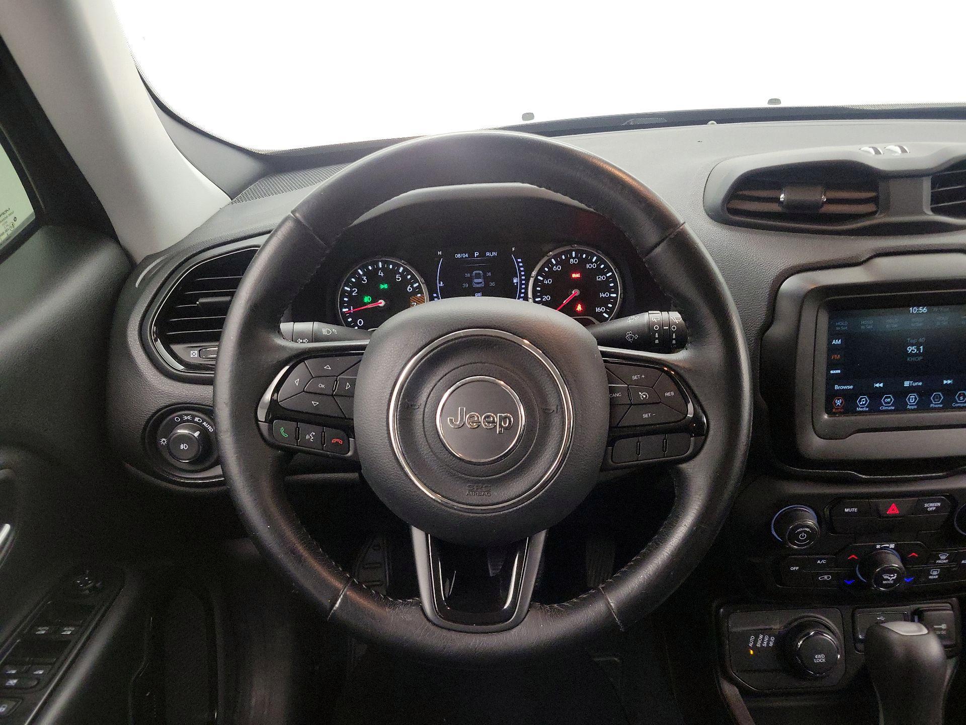 Thumbnail: 2020 Jeep Renegade - 10