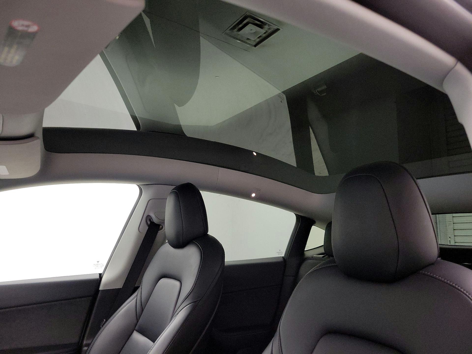 Thumbnail: 2021 Tesla Model Y - 18