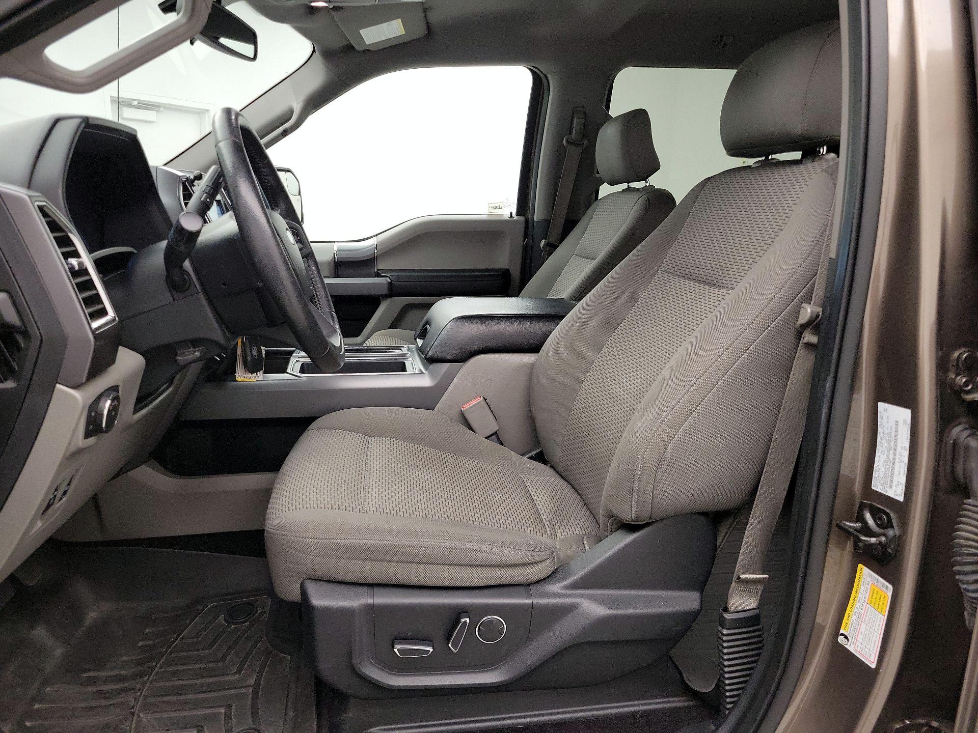 Thumbnail: 2016 Ford F-150 - 11