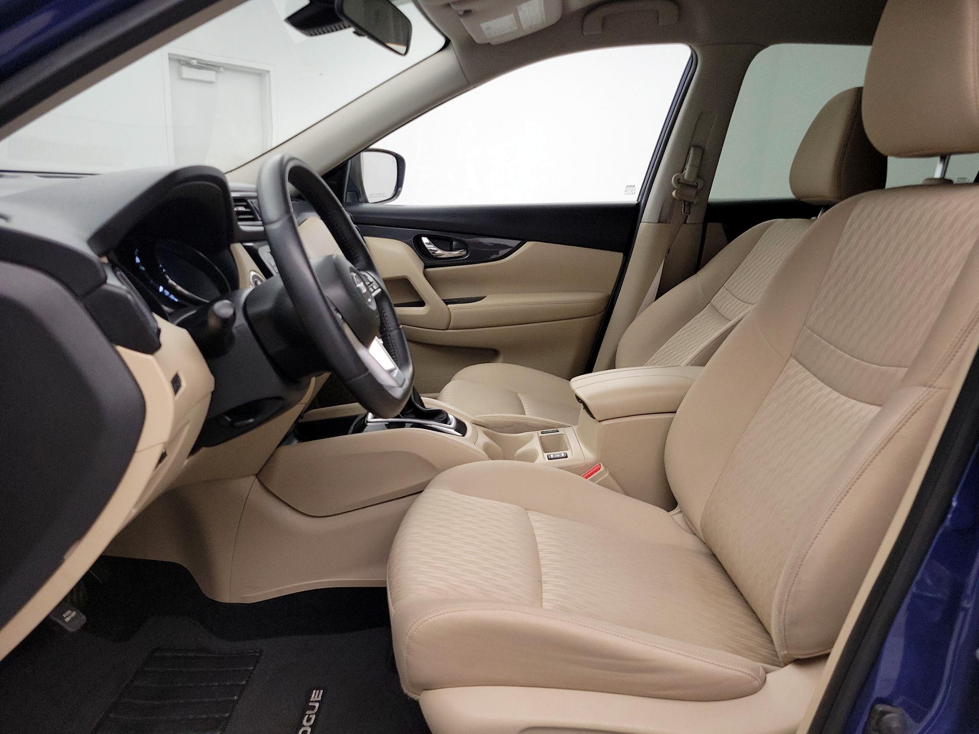 Thumbnail: 2019 Nissan Rogue - 11