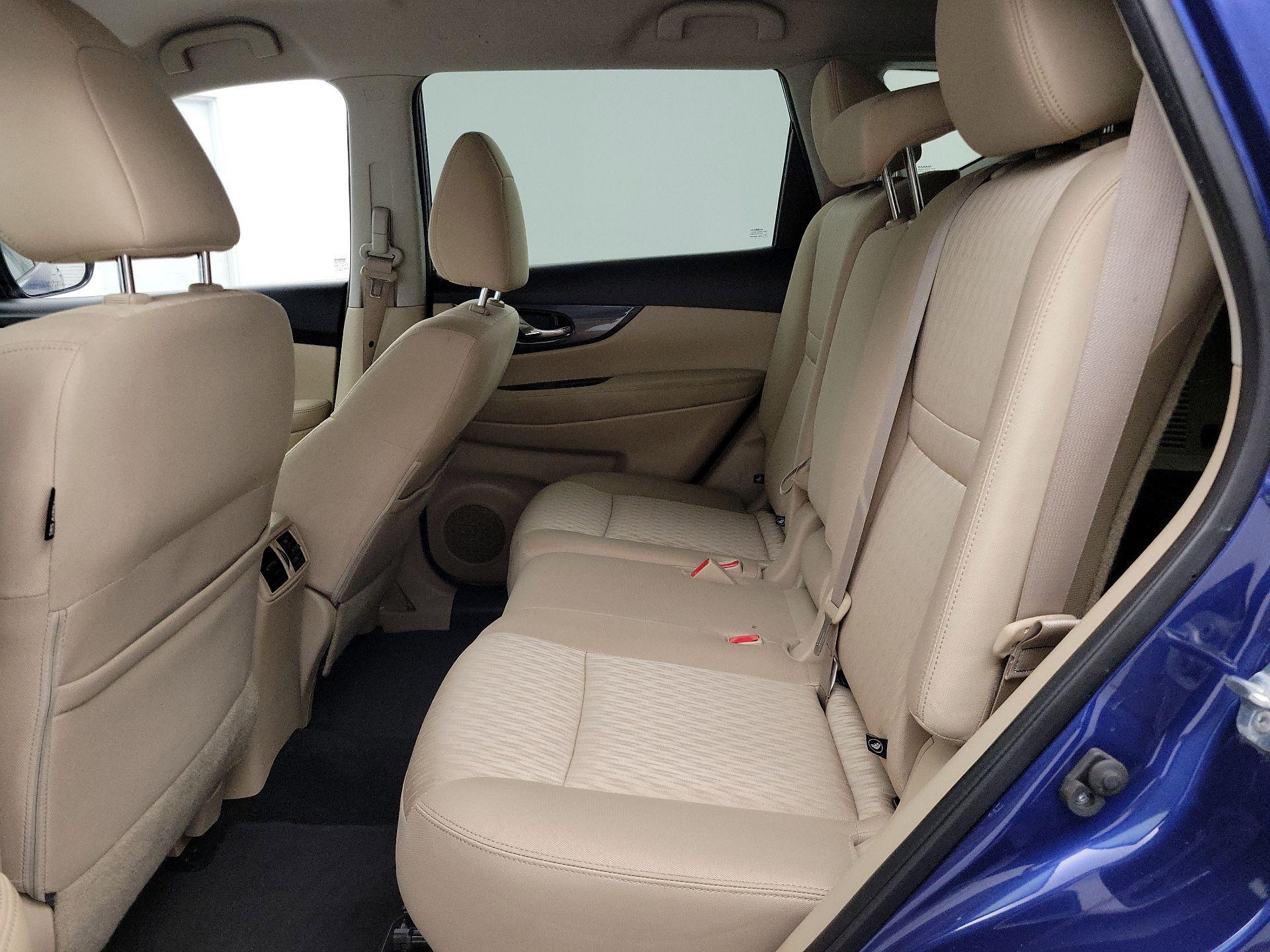 Thumbnail: 2019 Nissan Rogue - 19