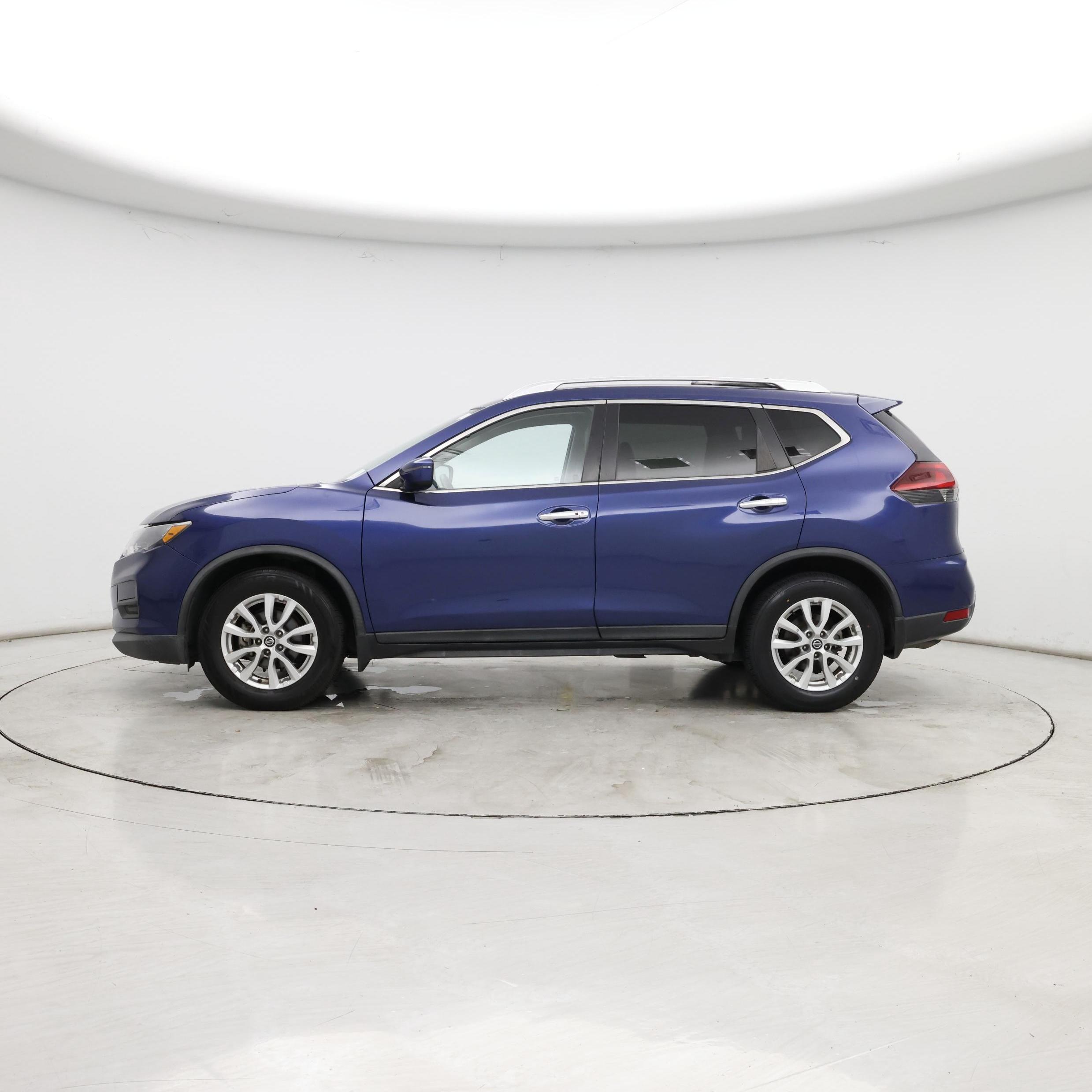 Thumbnail: 2019 Nissan Rogue - 3