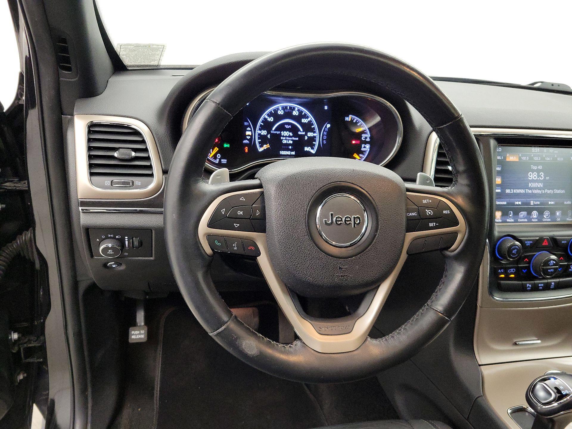 Thumbnail: 2015 Jeep Grand Cherokee - 10