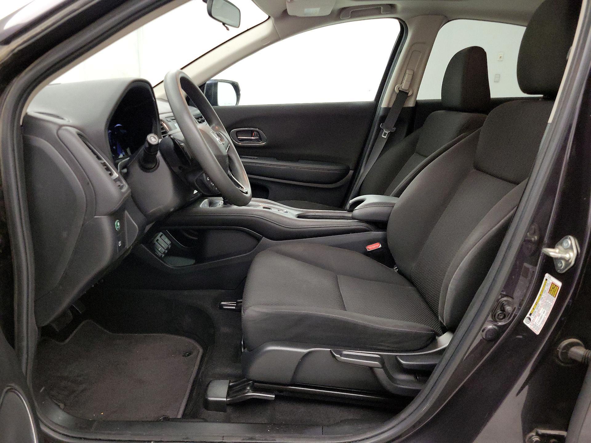 Thumbnail: 2017 Honda HR-V - 11