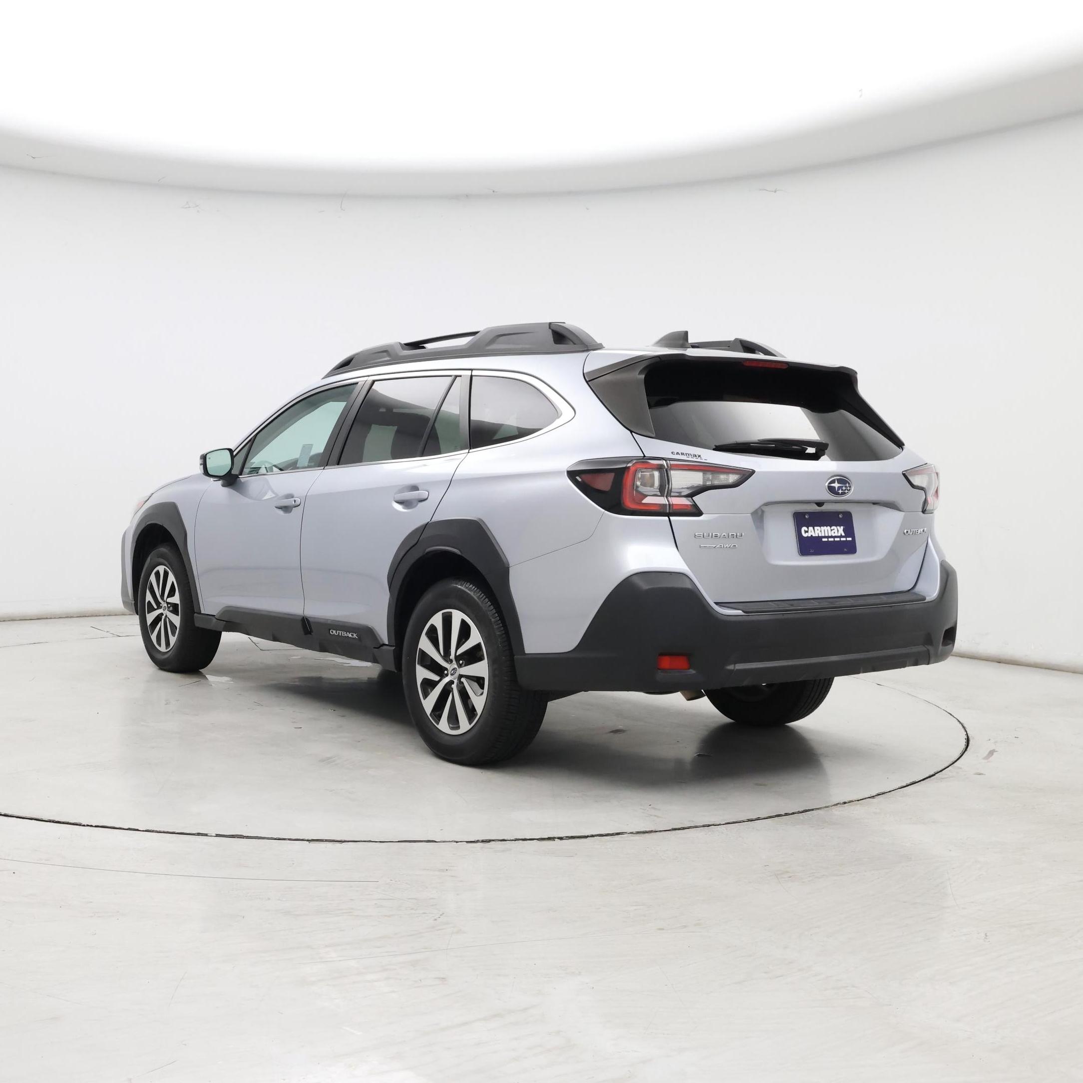 Thumbnail: 2023 Subaru Outback - 2