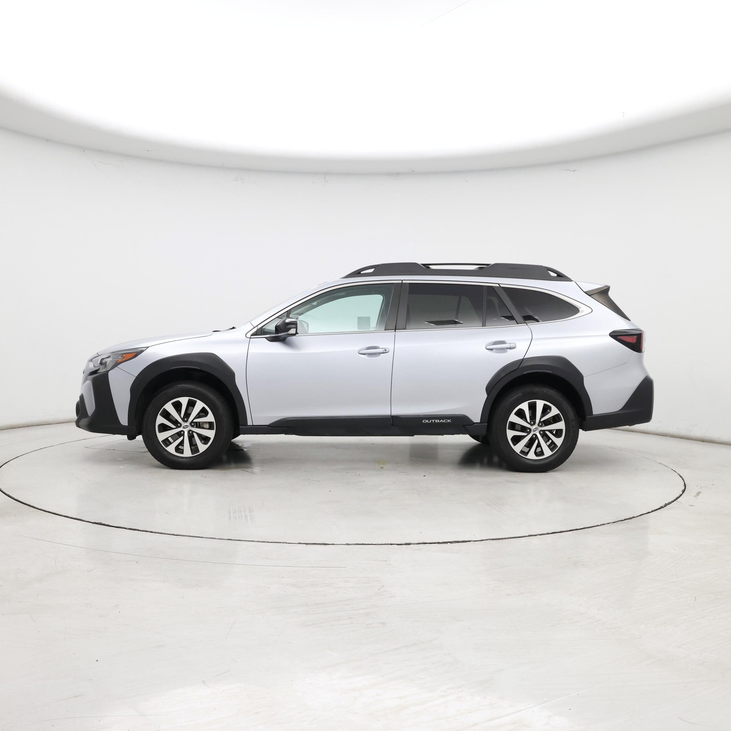 Thumbnail: 2023 Subaru Outback - 3