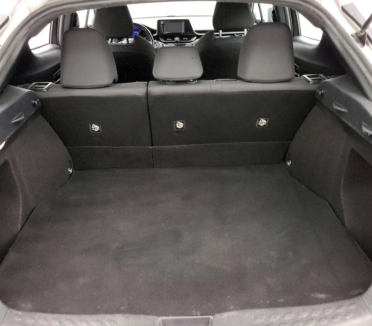 Trunk/Cargo (Seats Up)