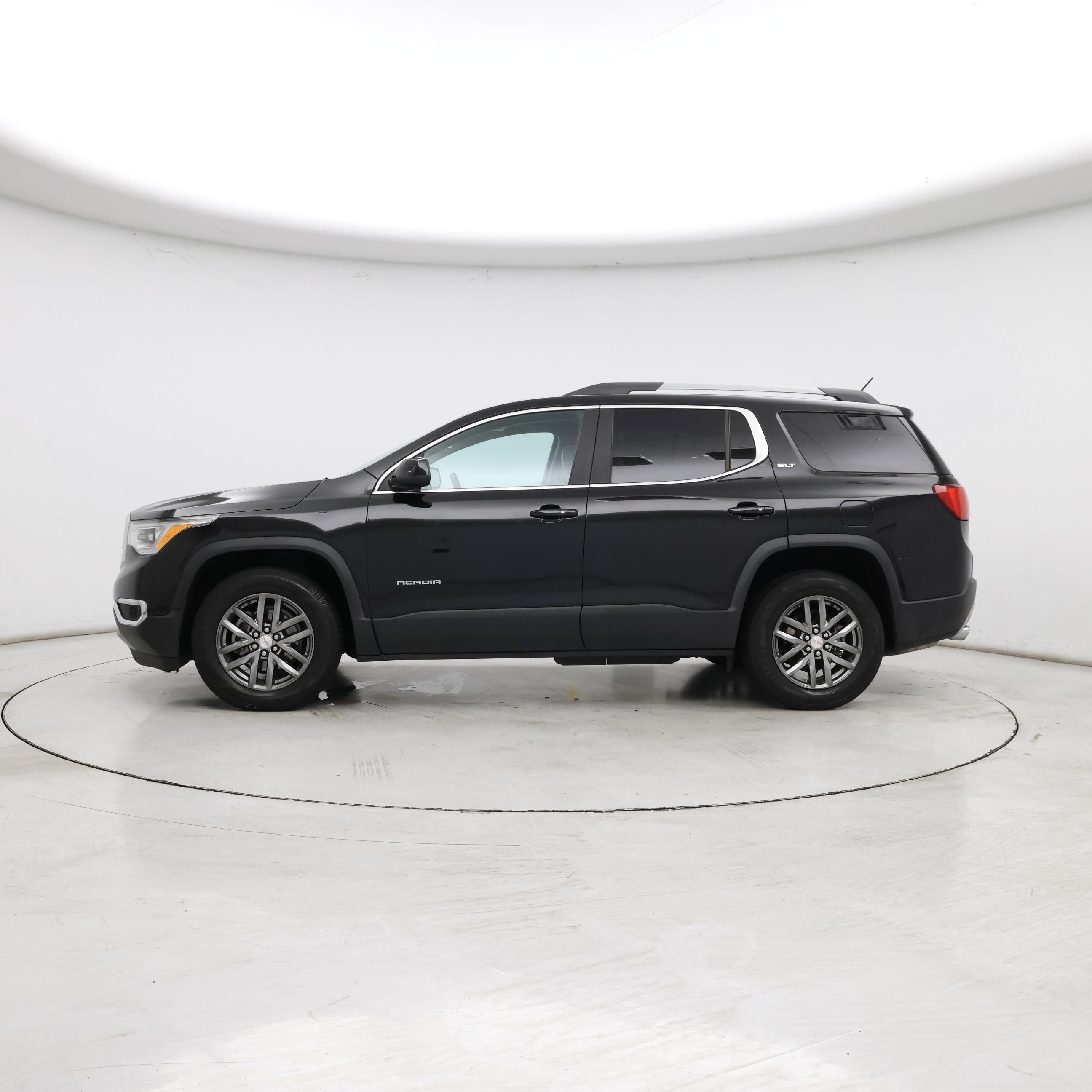 Thumbnail: 2017 GMC Acadia - 3