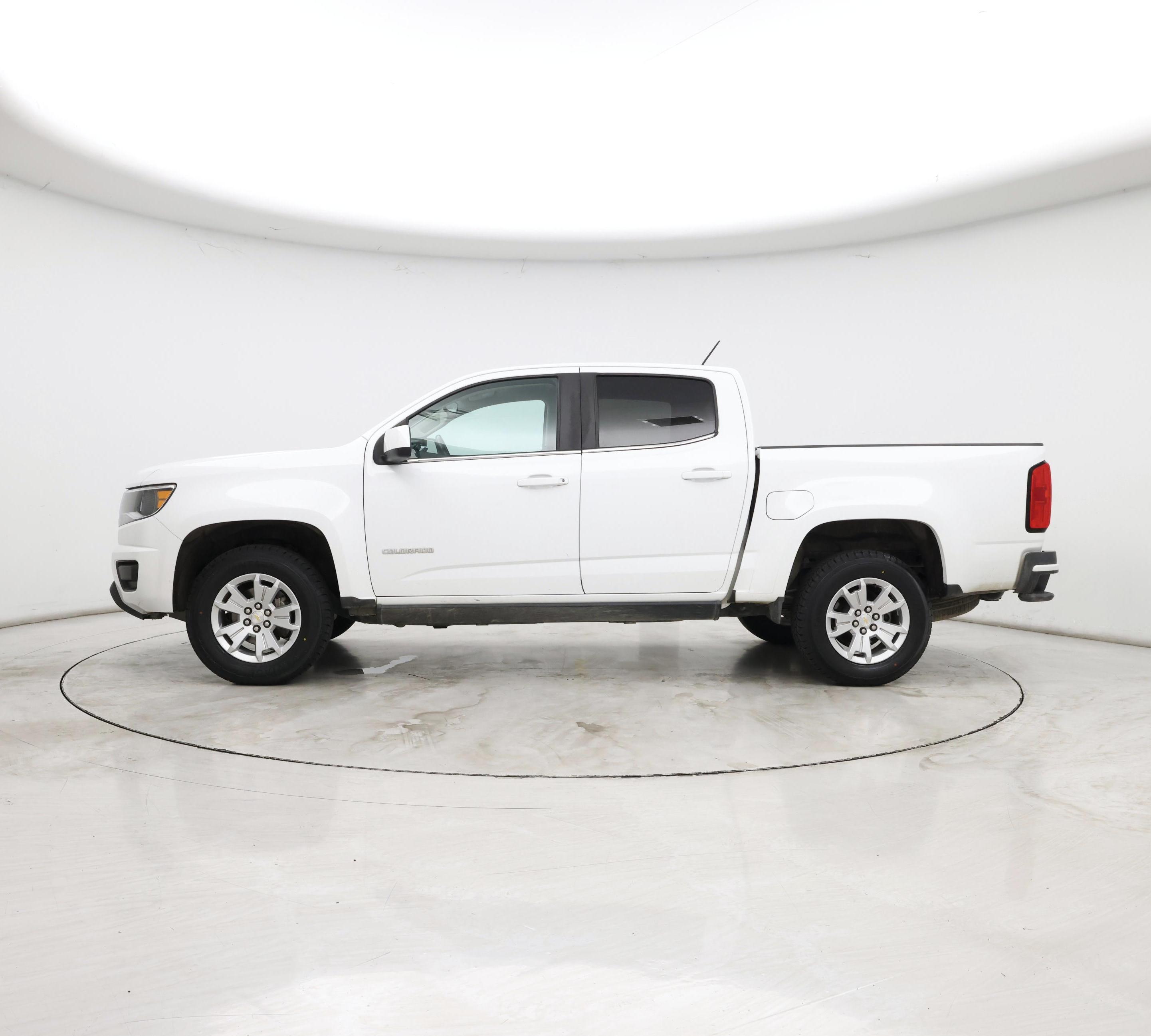 Thumbnail: 2020 Chevrolet Colorado - 3