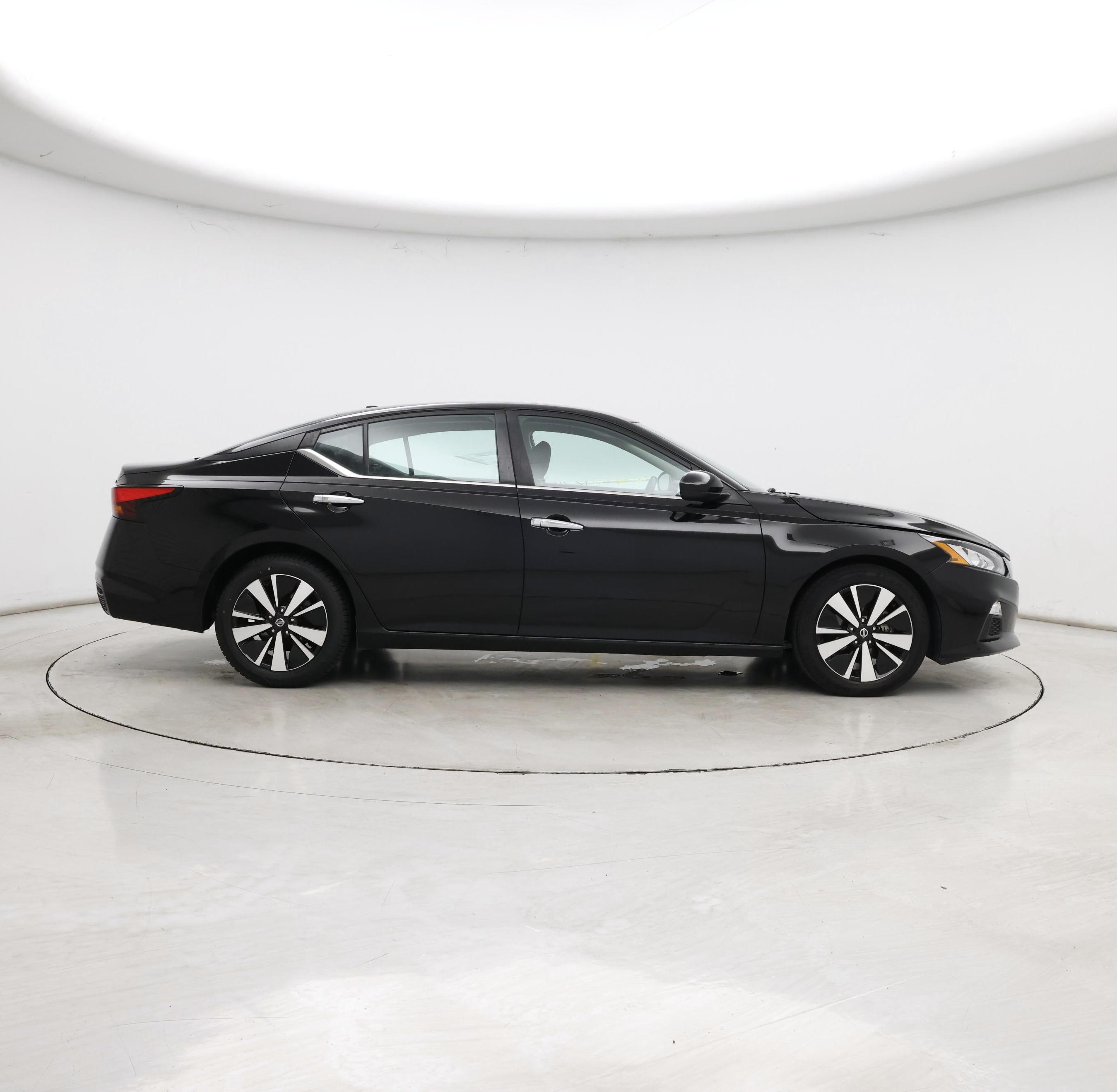 Thumbnail: 2022 Nissan Altima - 7