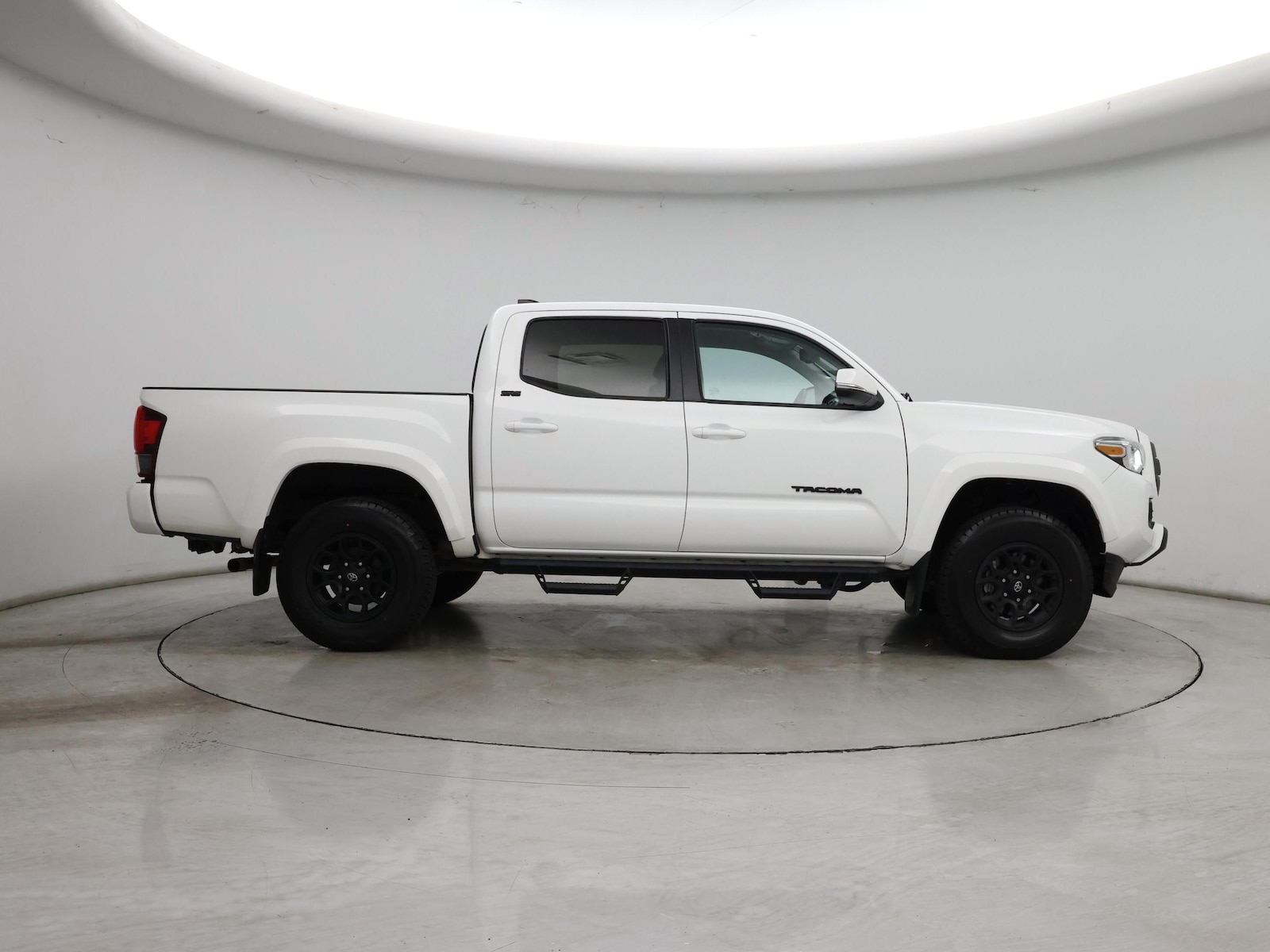 2022 Toyota Tacoma SR5 - Photo 8