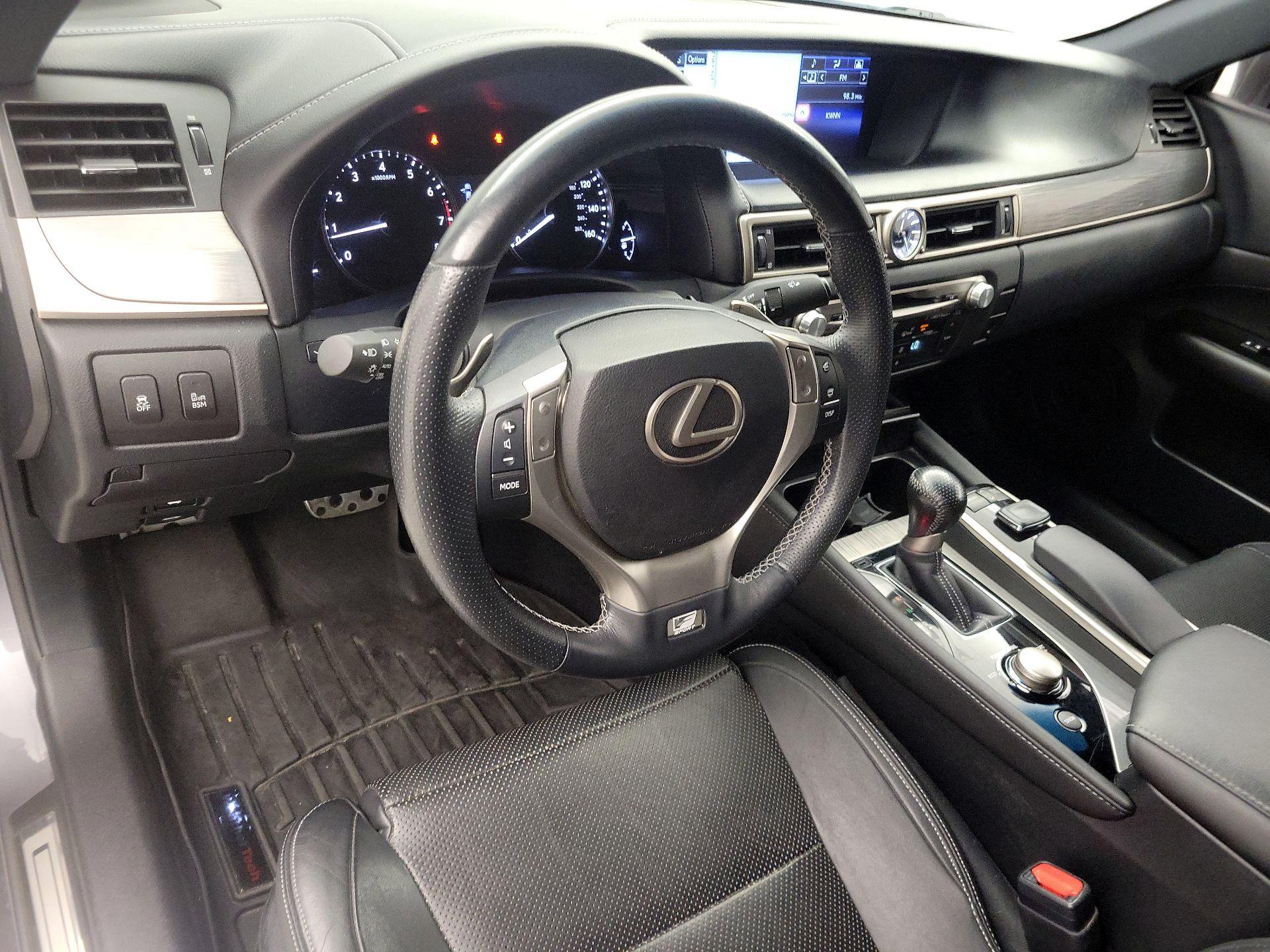 Thumbnail: 2015 Lexus GS - 9