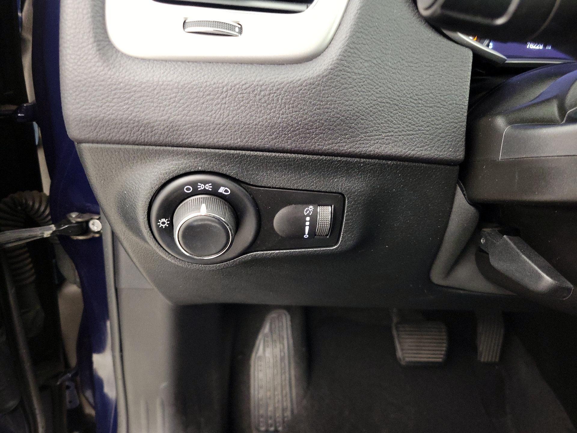 Thumbnail: 2018 Jeep Compass - 13