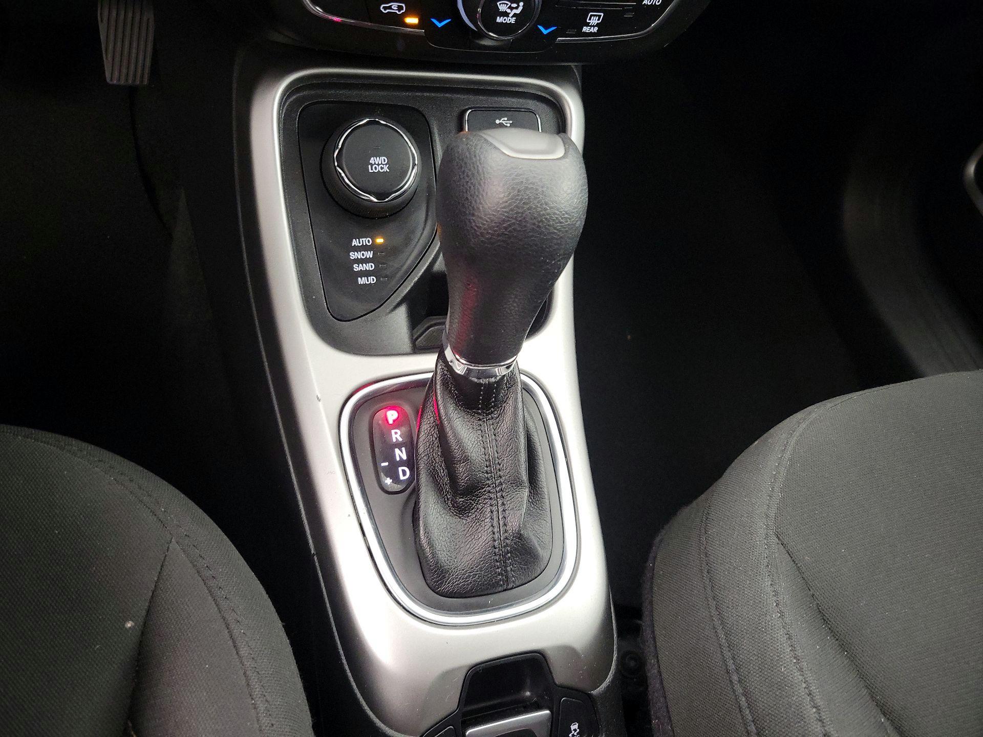 Thumbnail: 2018 Jeep Compass - 18