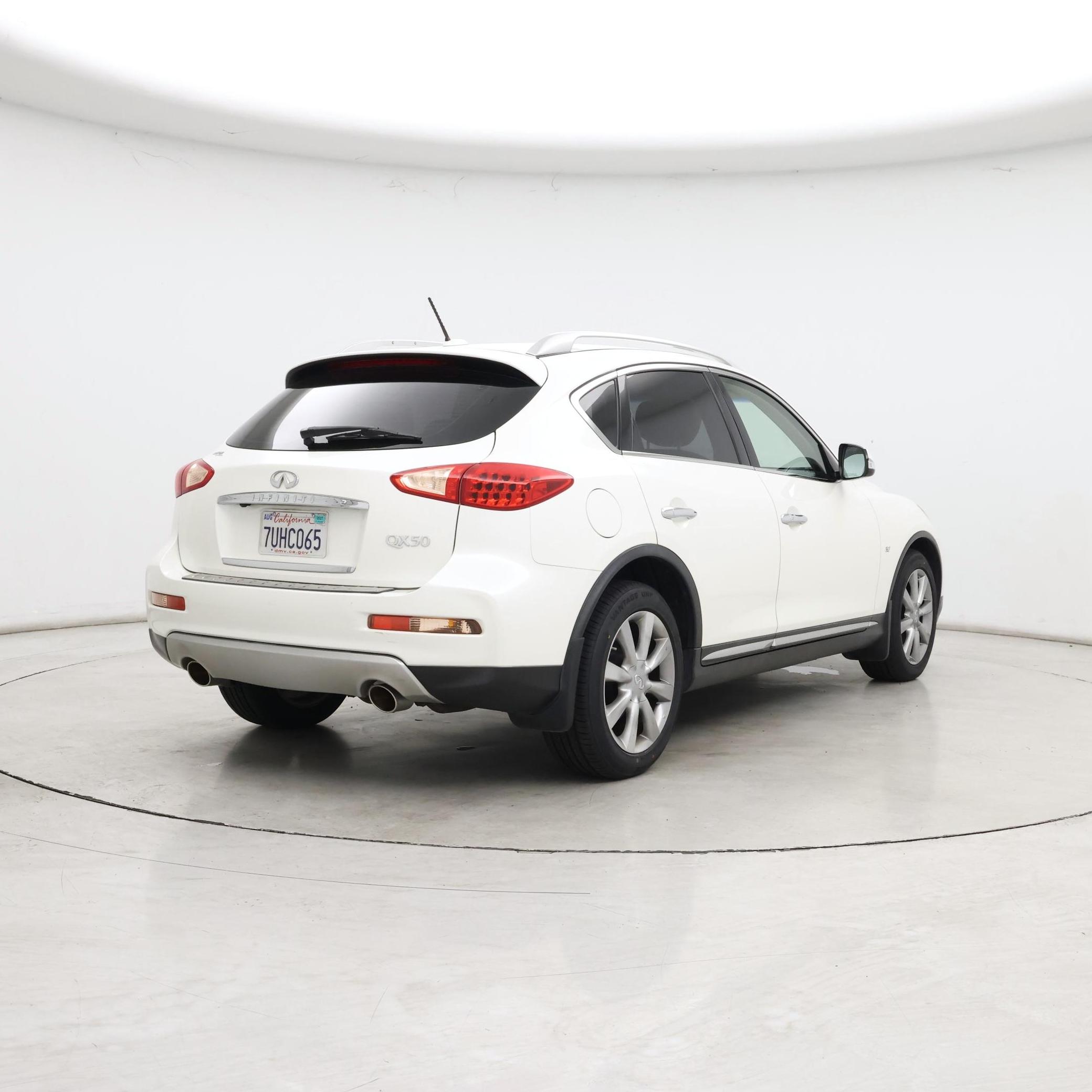 Thumbnail: 2016 INFINITI QX50 - 8