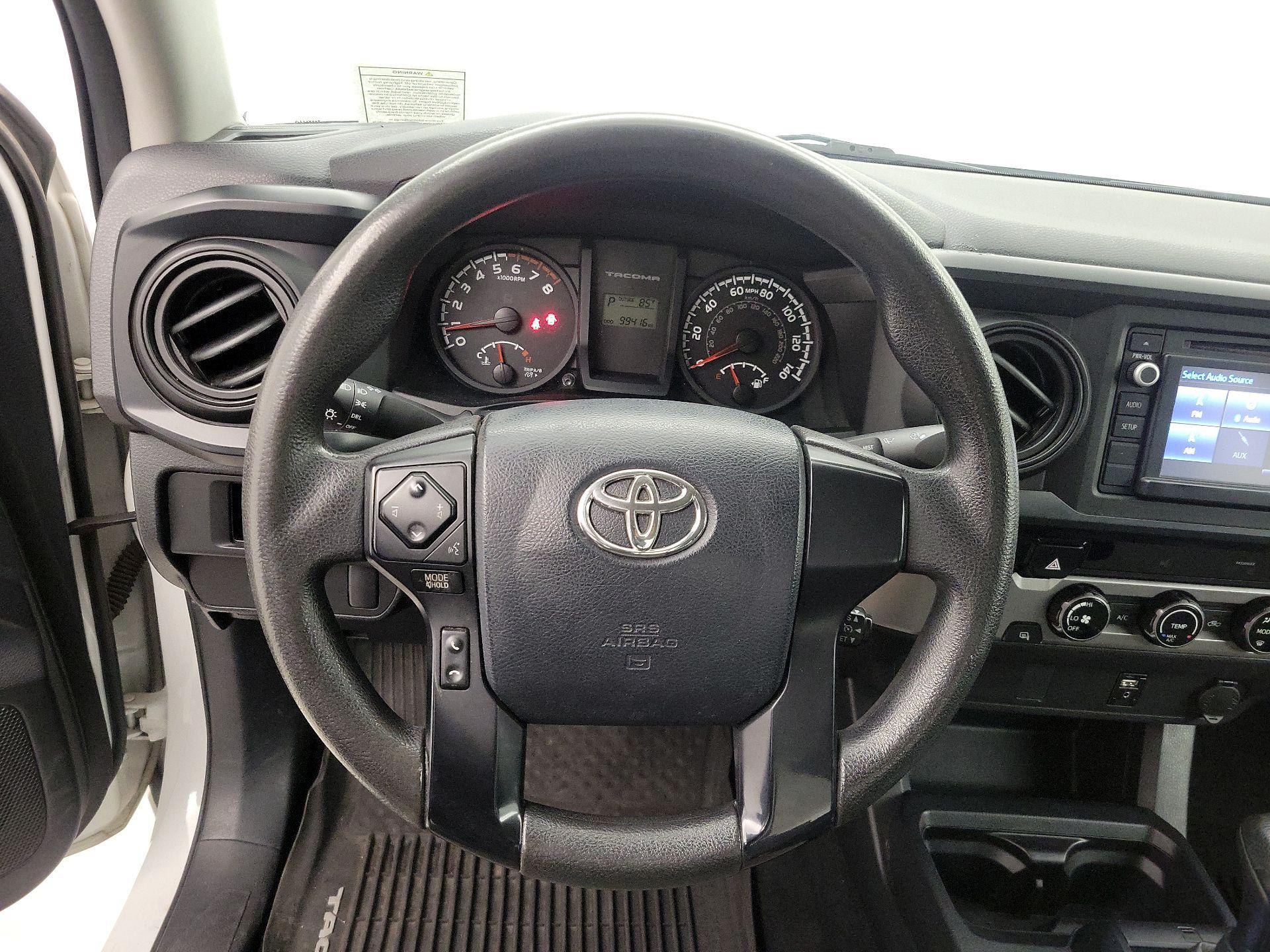 Thumbnail: 2017 Toyota Tacoma - 10