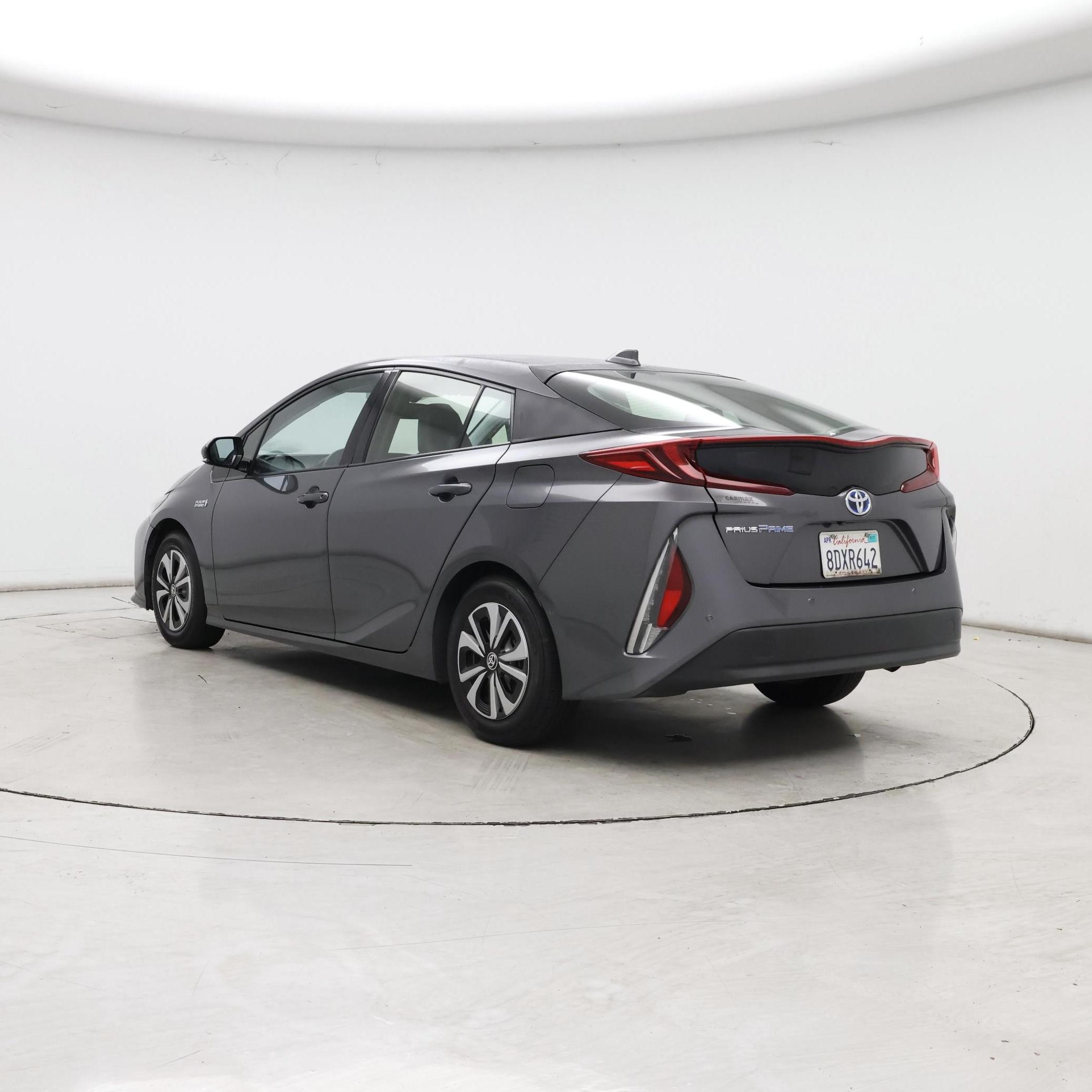 Thumbnail: 2018 Toyota Prius Prime - 2