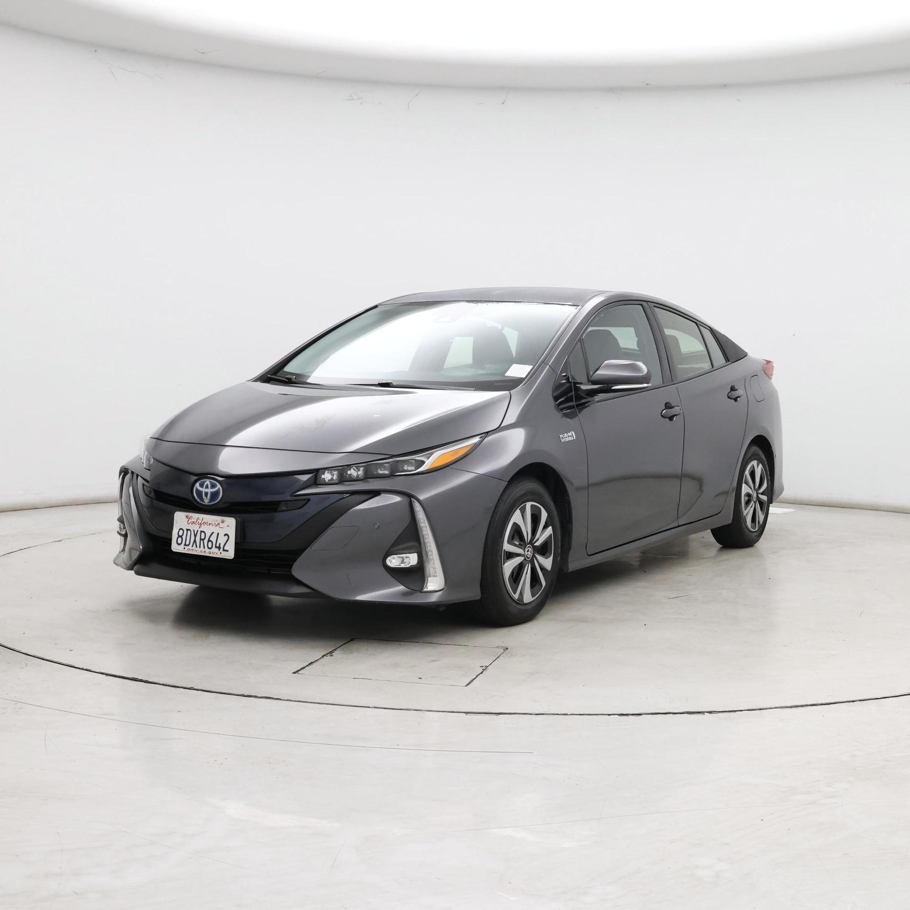 Thumbnail: 2018 Toyota Prius Prime - 4