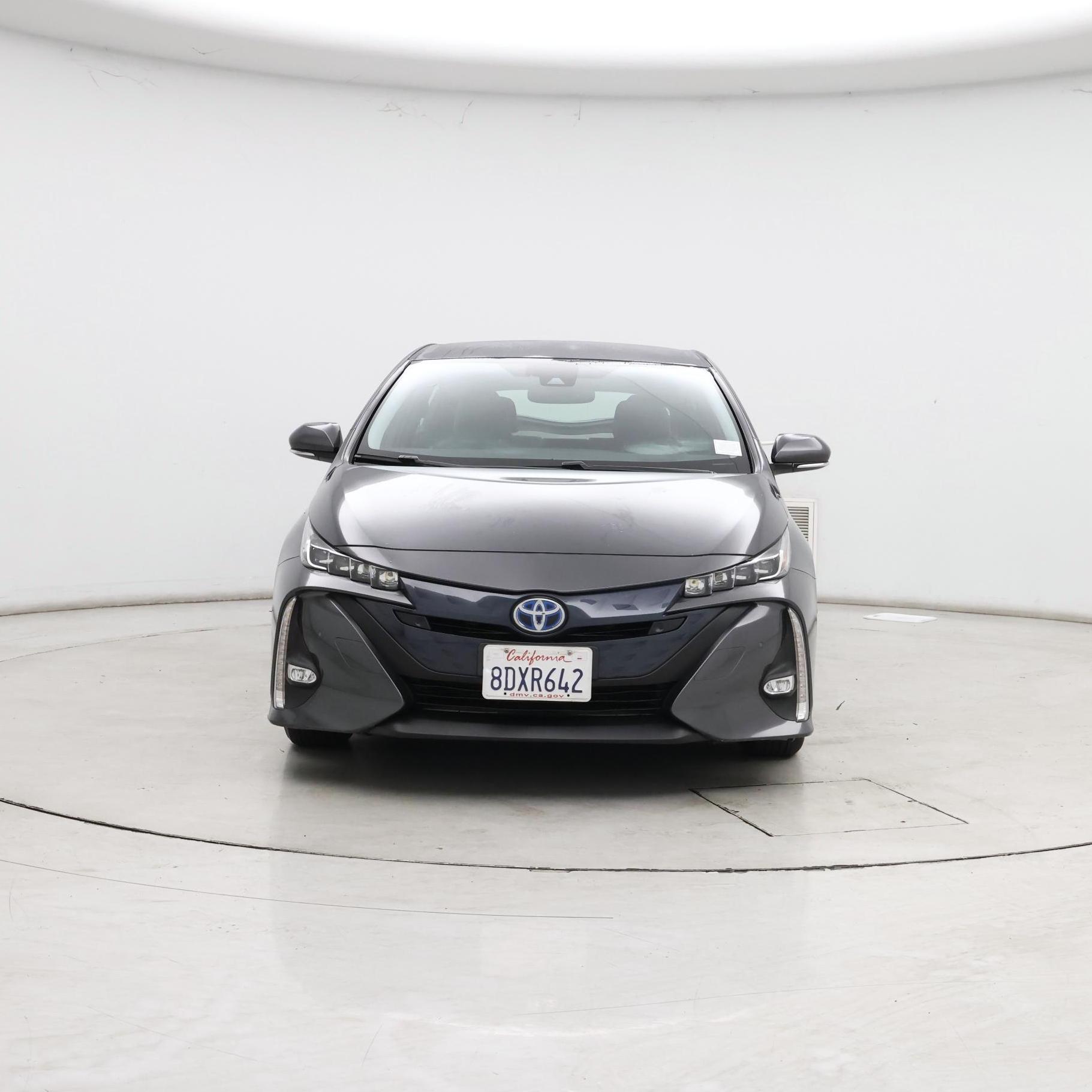 Thumbnail: 2018 Toyota Prius Prime - 5