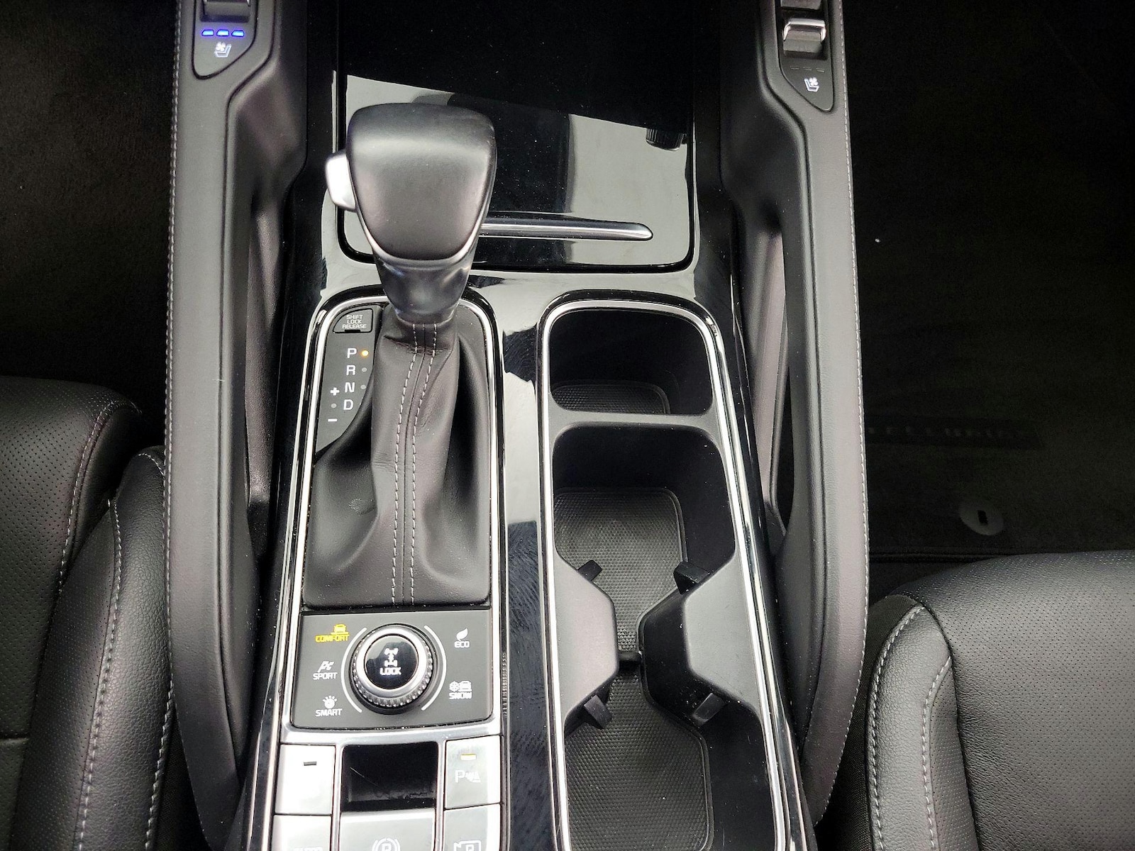 2023 Kia Telluride SX - Photo 19