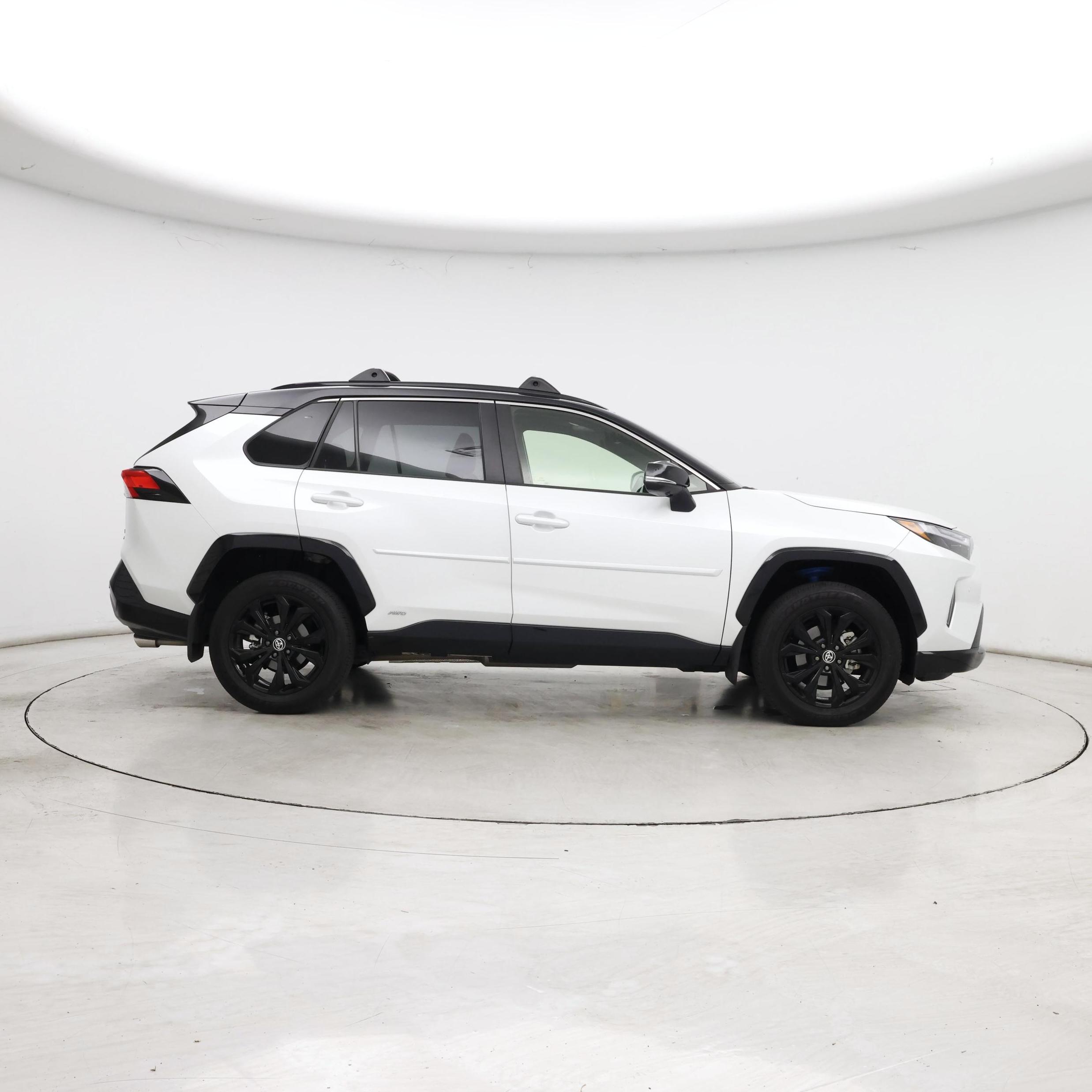Thumbnail: 2024 Toyota RAV4 - 7