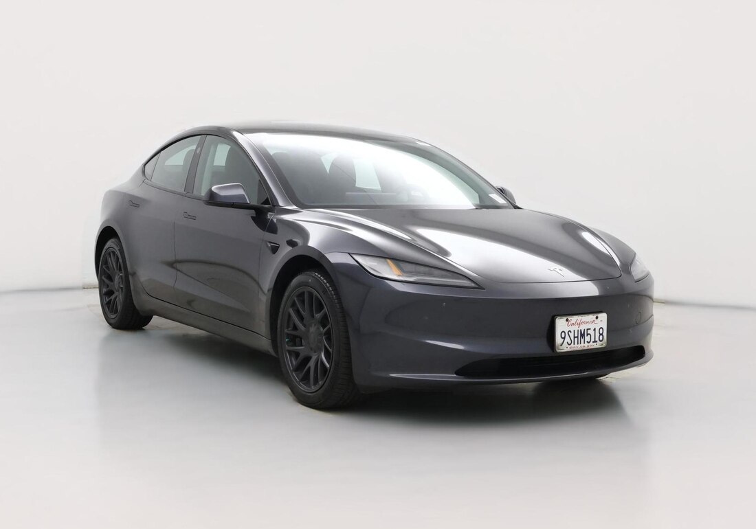 2025 Tesla Model 3 Long Range Rear-Wheel Drive in Gray — CarMax photo