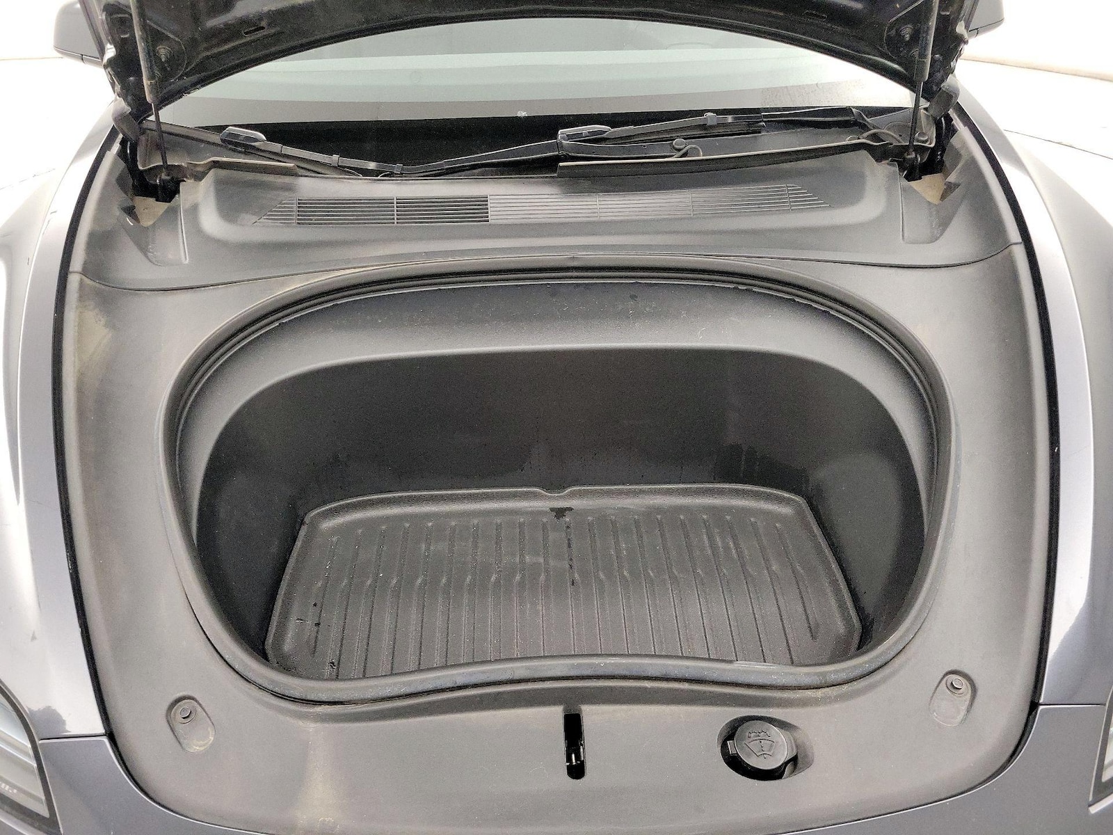 2025 Tesla Model 3 Long Range - Photo 22