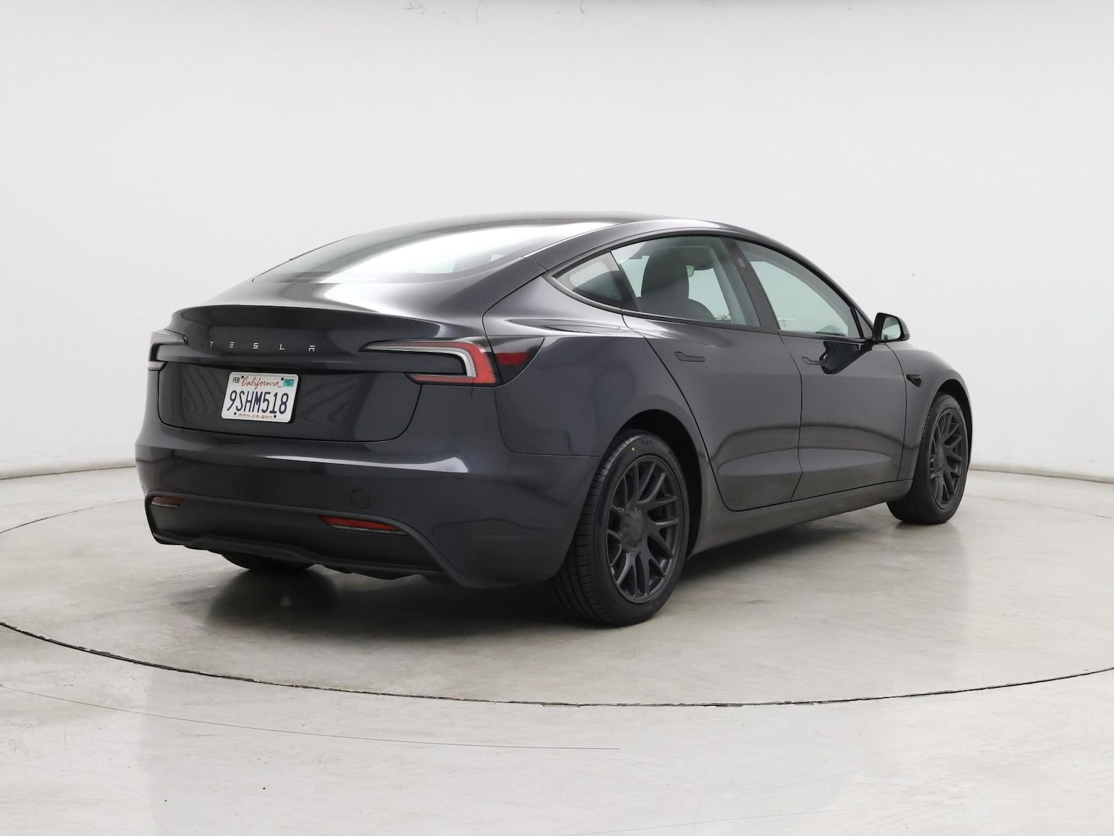 2025 Tesla Model 3 Long Range - Photo 9