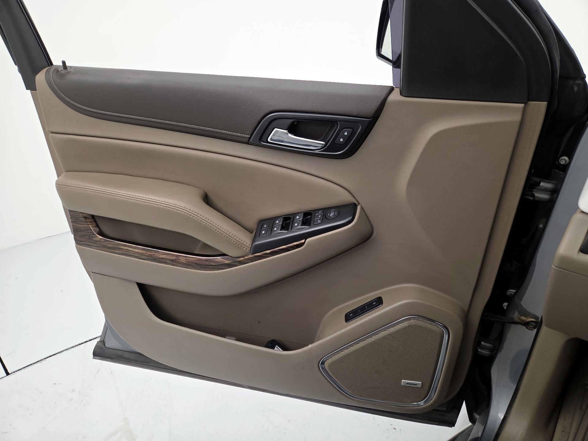 Thumbnail: 2020 GMC Yukon XL - 12