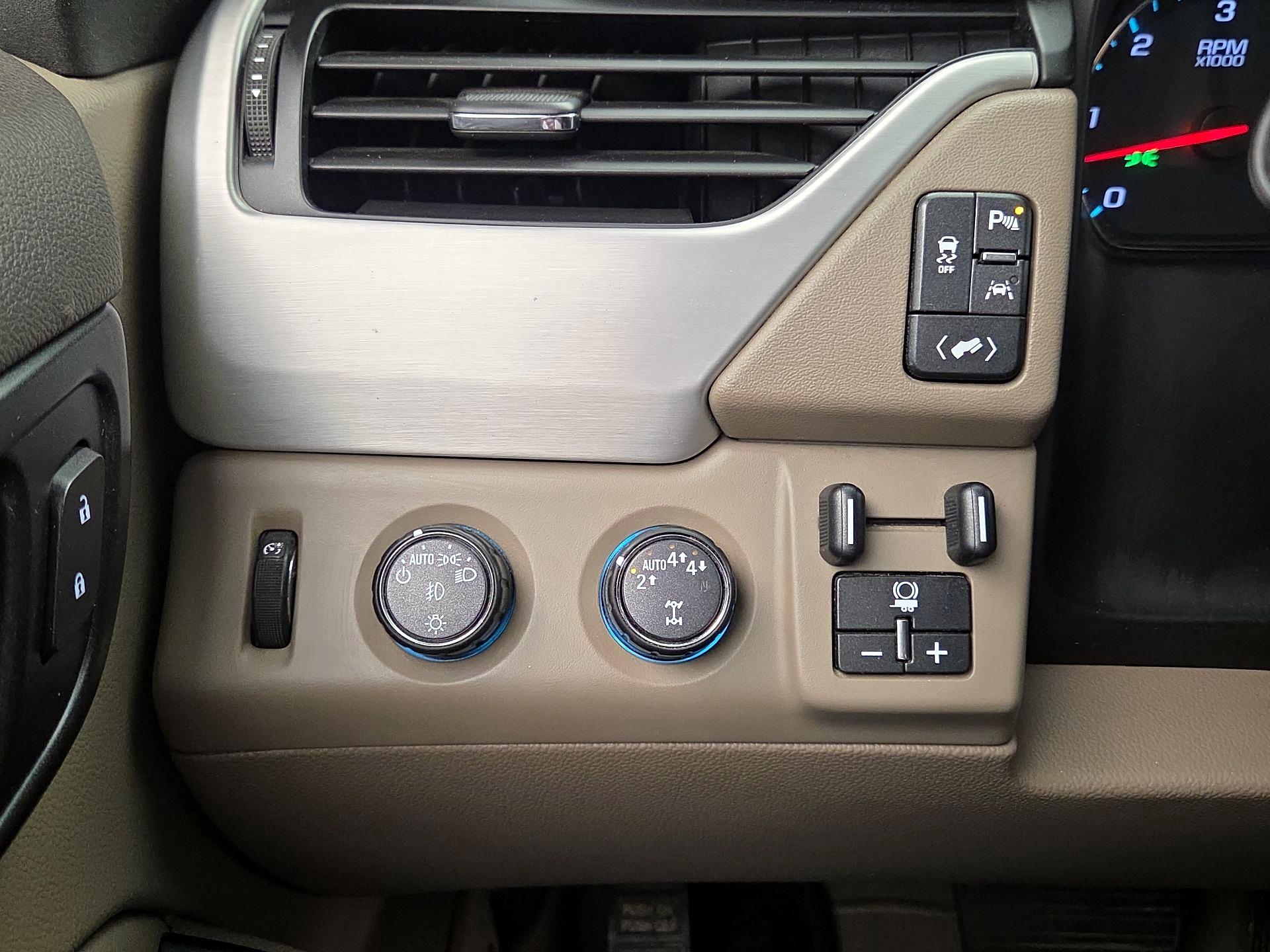 Thumbnail: 2020 GMC Yukon XL - 13
