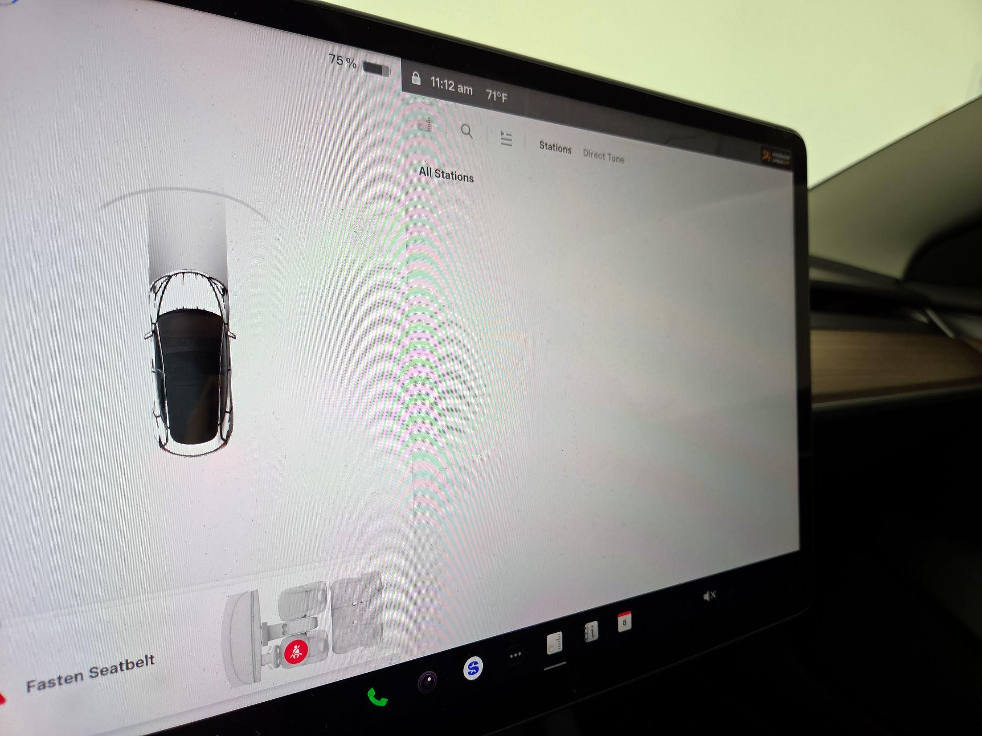 Thumbnail: 2022 Tesla Model 3 - 14