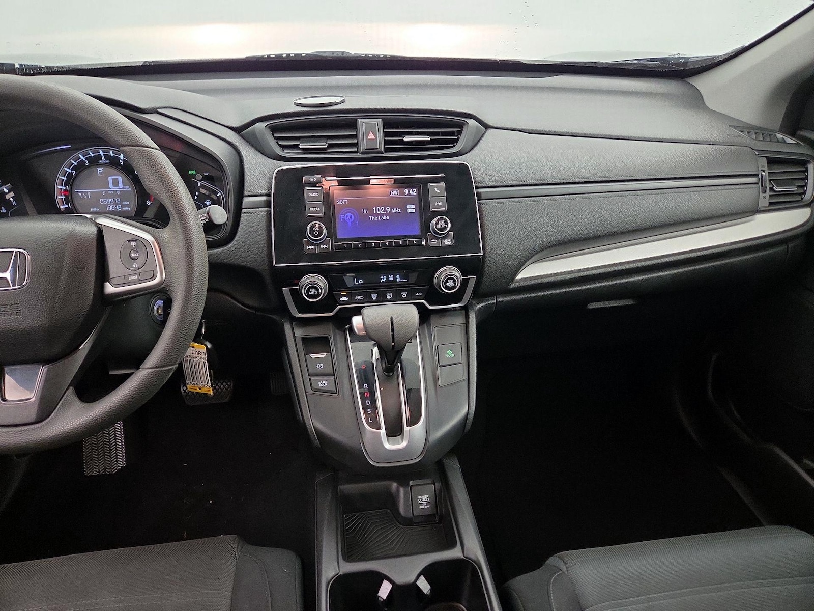2017 Honda CR-V LX - Photo 10