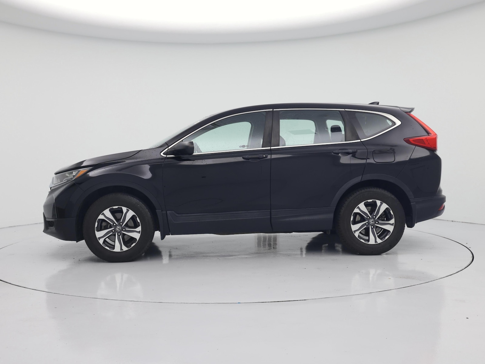 2017 Honda CR-V LX - Photo 4