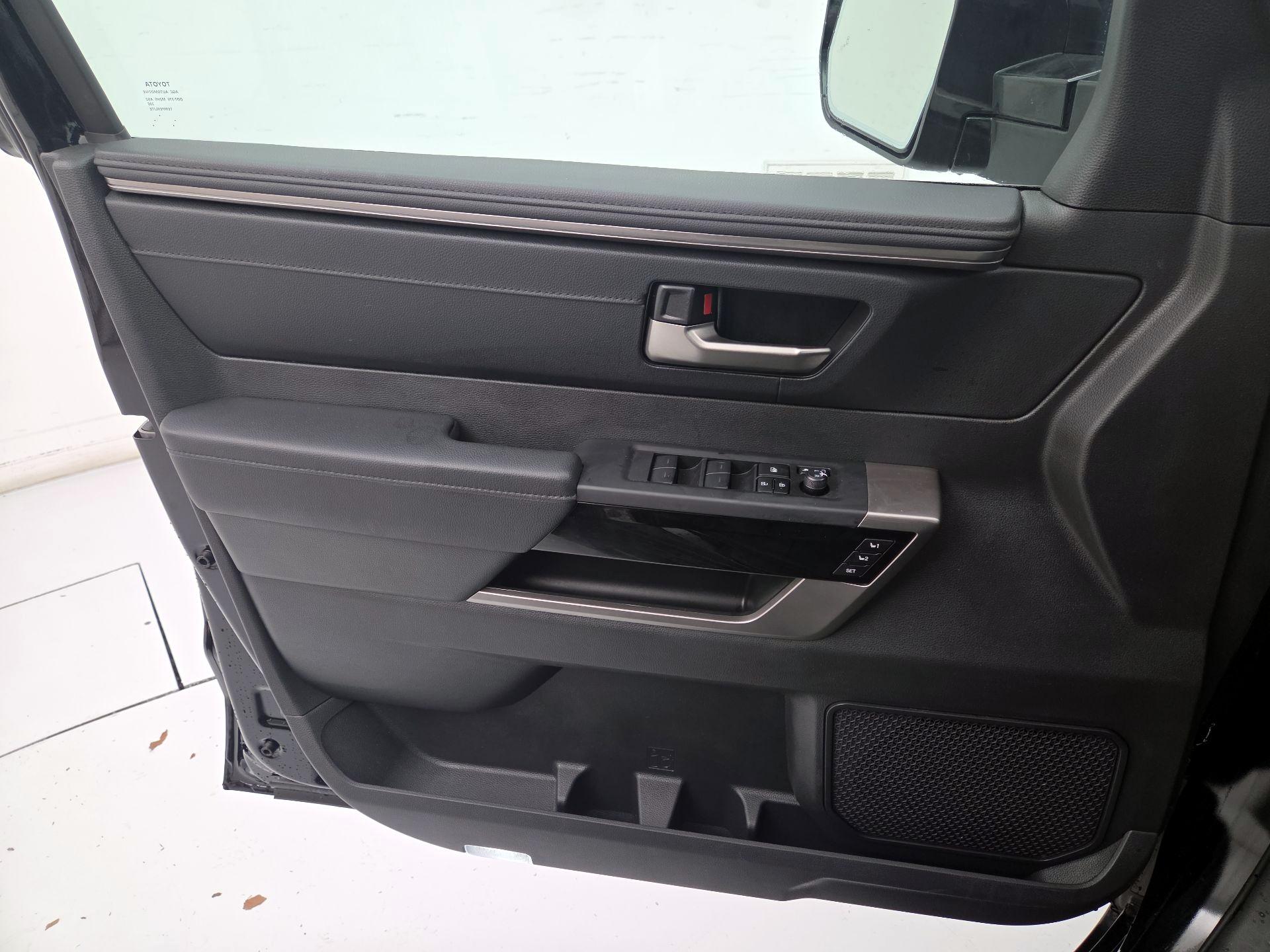 Thumbnail: 2025 Toyota Tundra - 12