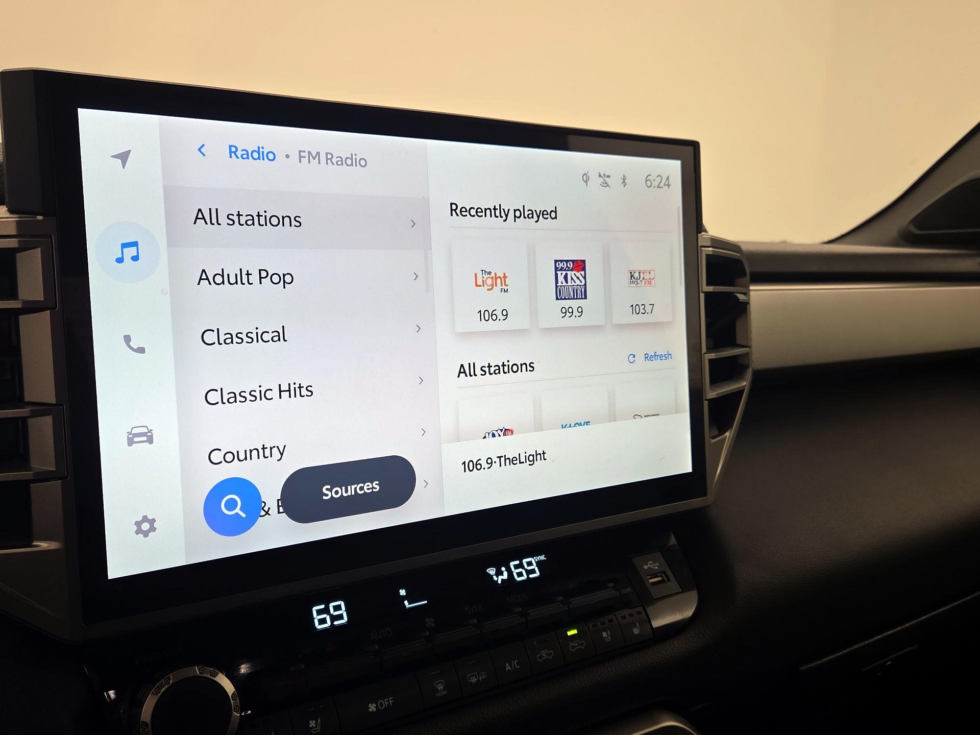 Thumbnail: 2025 Toyota Tundra - 15